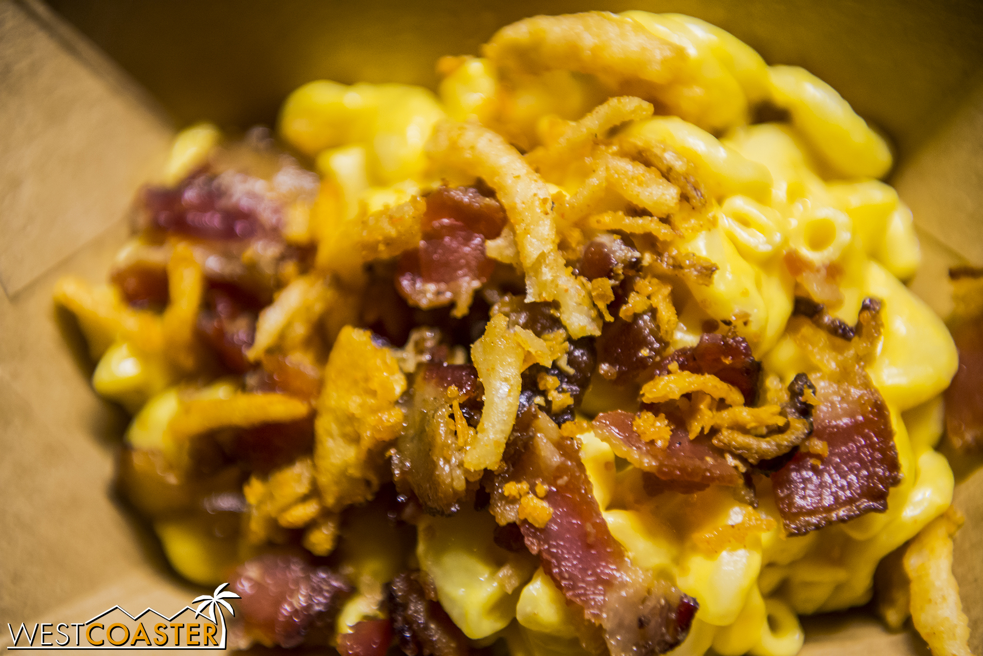  Bacon Mac n Cheese from the Bacon Twist booth.&nbsp; Honestly, the French Onion Mac n Cheese from The Onion Lair is significantly better.&nbsp; This pains me to say admit, given the bacon content of this dish! 