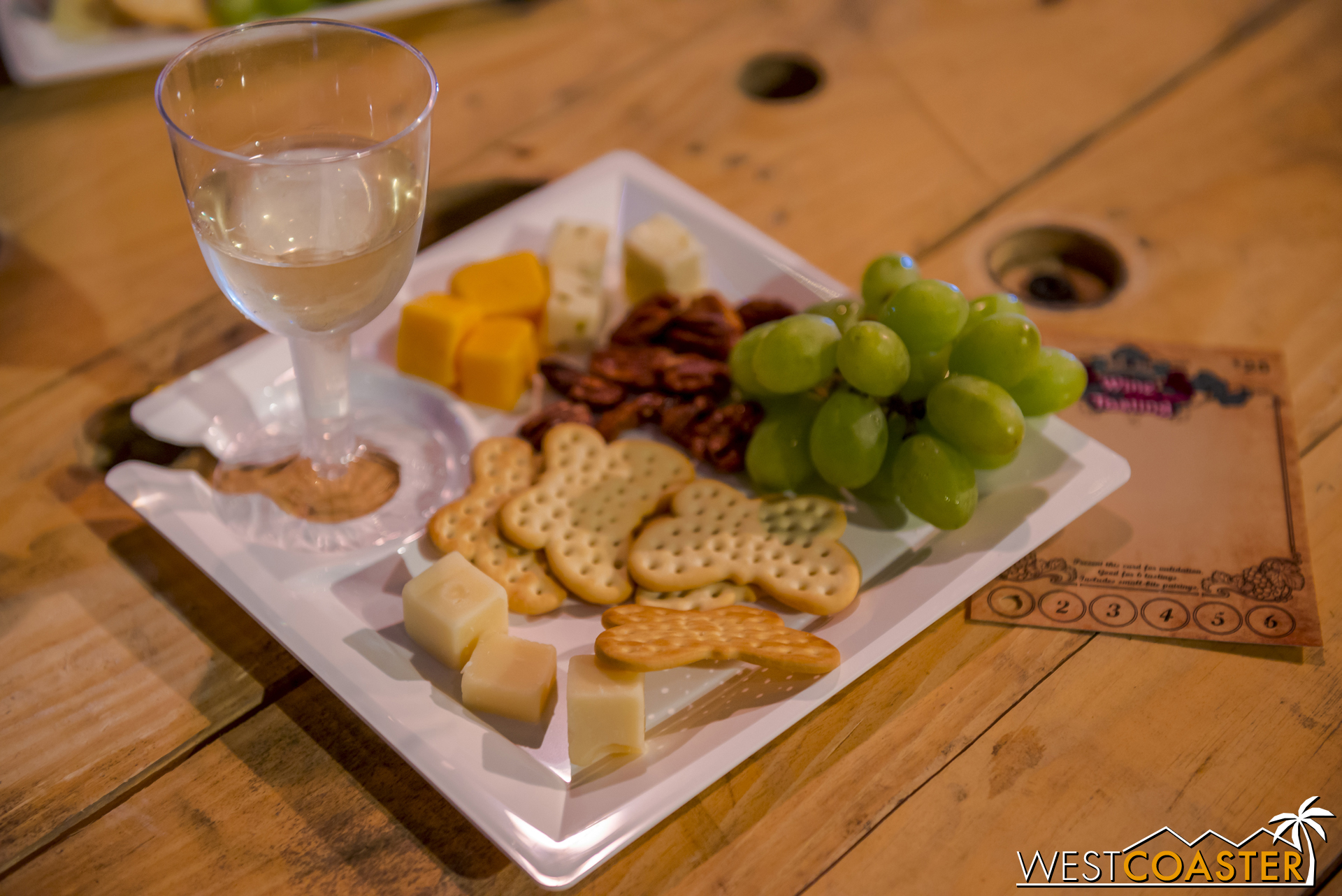  Complementary tasting tray.&nbsp; Overall, the wine here is an enjoyable, generally good selection.&nbsp; Nothing amazing, but good quality for the general populace, with enough quality that snobs should also enjoy things. 