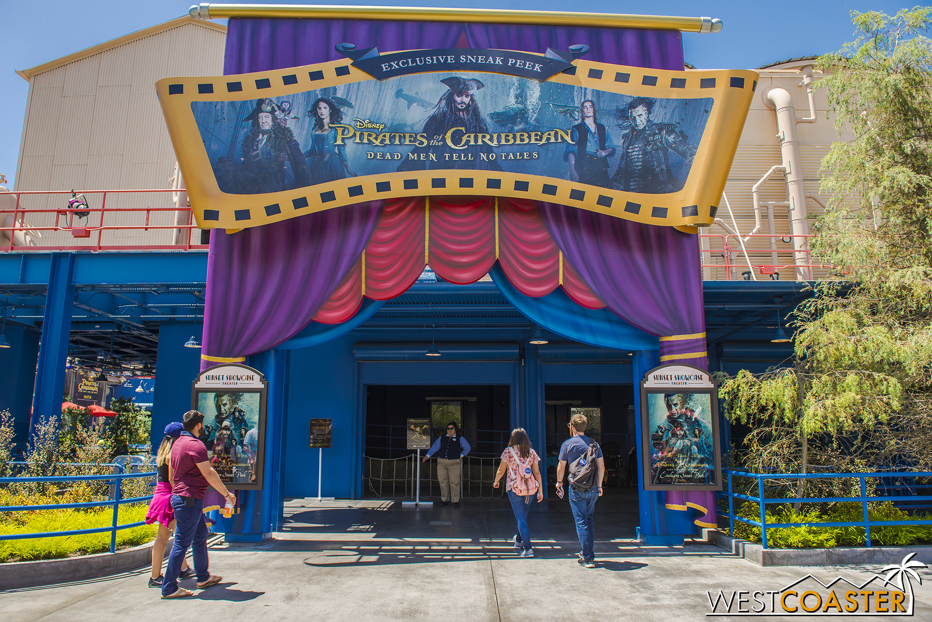  If you want an extended preview of the new Pirates movie, check it out in the old MuppetVision Theater in Hollywood Land. 