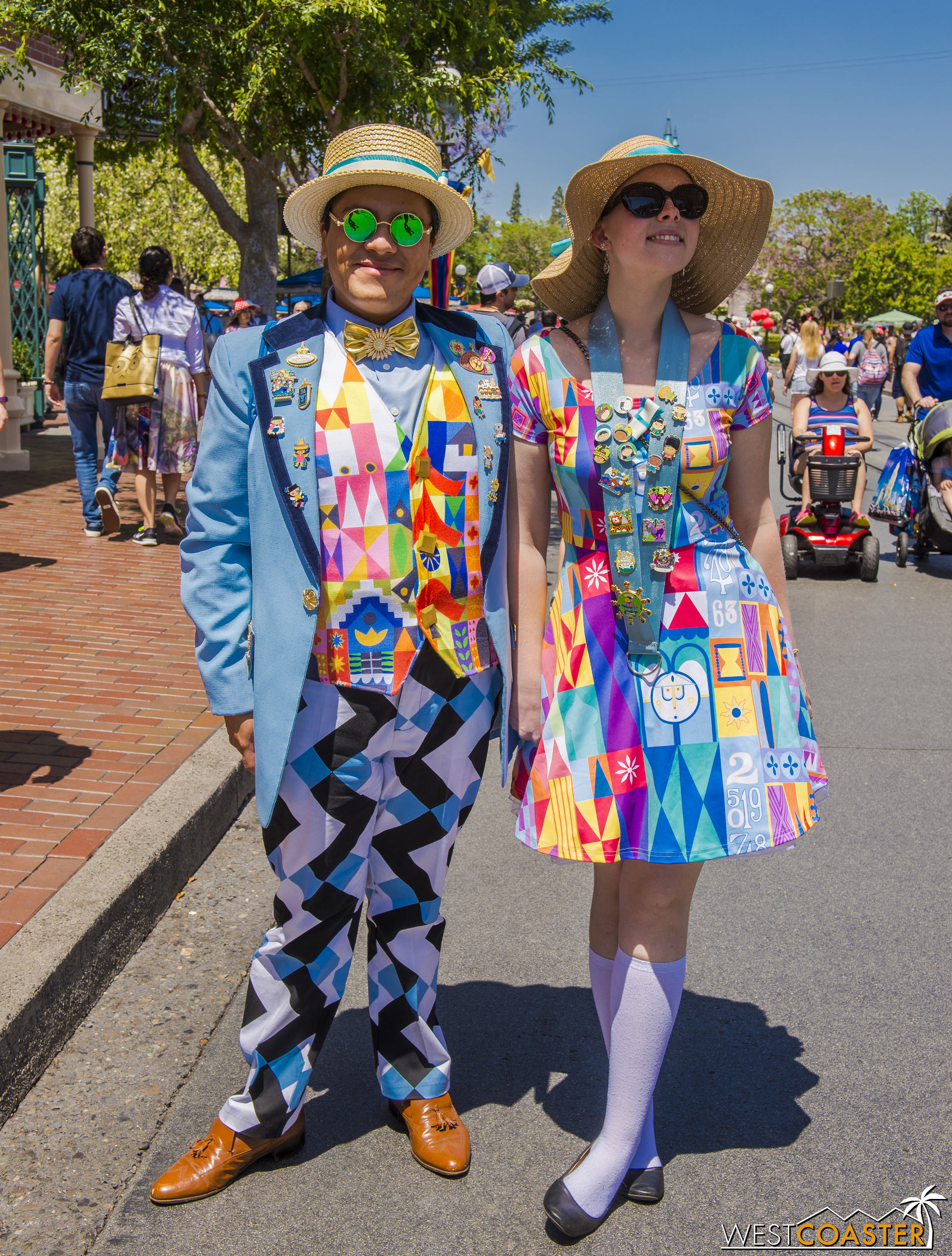  Disneybounding isn't limited to characters, though.&nbsp; Some go as their favorite attraction, such as this amazing It's A Small World couple. 