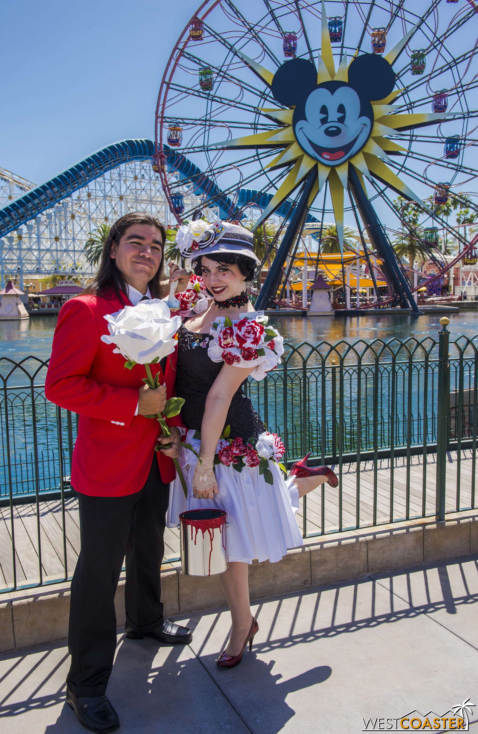  Her friend, LIttle Sprite Cosplay (  @LuciferBob   on Instagram), served as the King of Hearts--and a rose not yet painted red. 