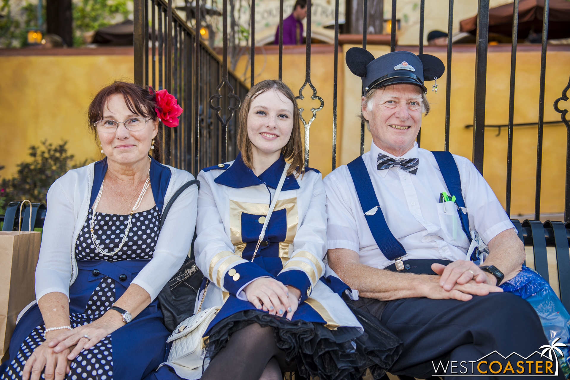 This family seemed to coordinate along the Fantasy Faire cast member outfit motif. 