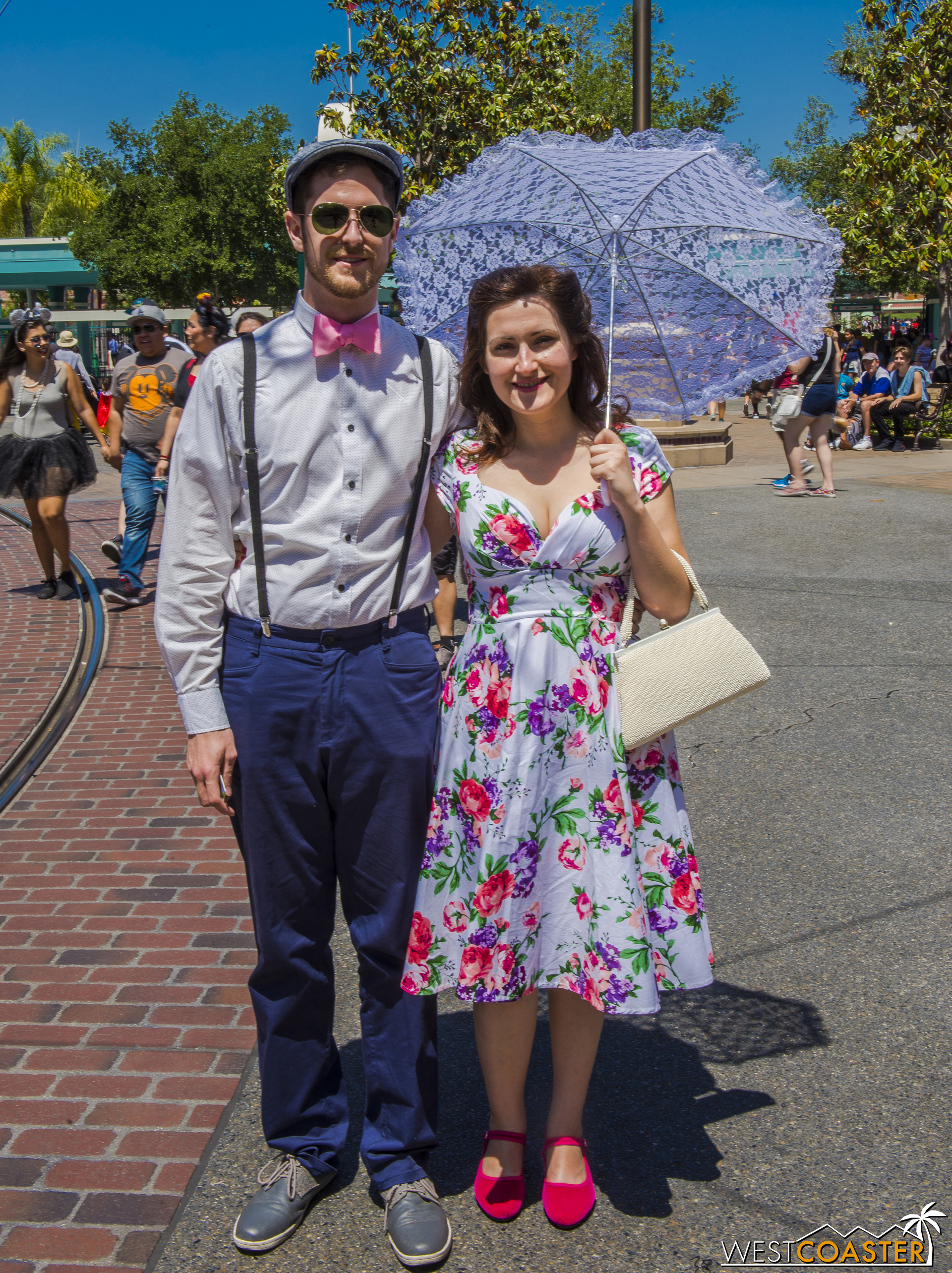  Looking stylish is the name of the game at Dapper Day, and plenty of people find diverse ways of accomplishing this. 