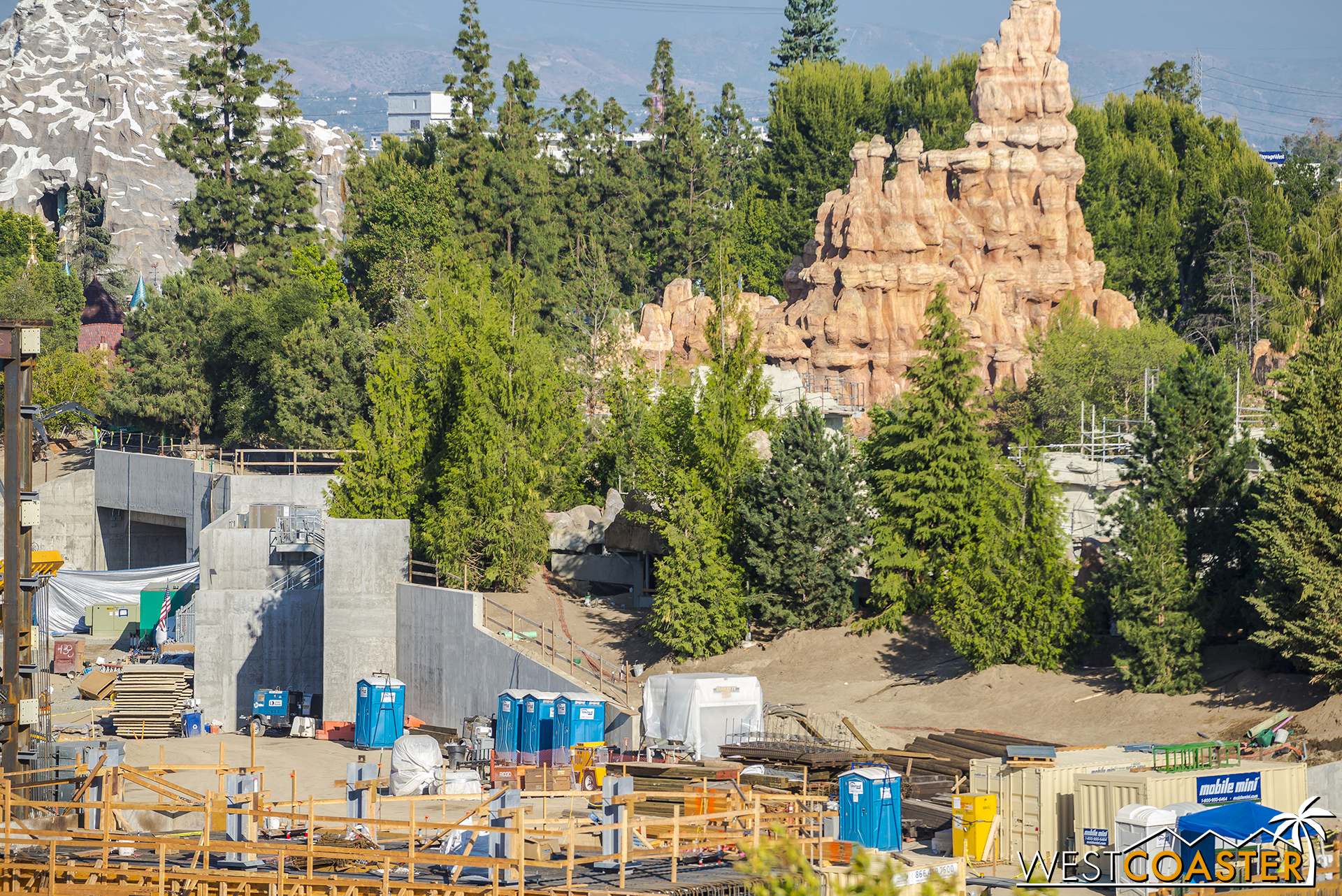  The berm around the "Star Wars" Land entries looks pretty similar. 