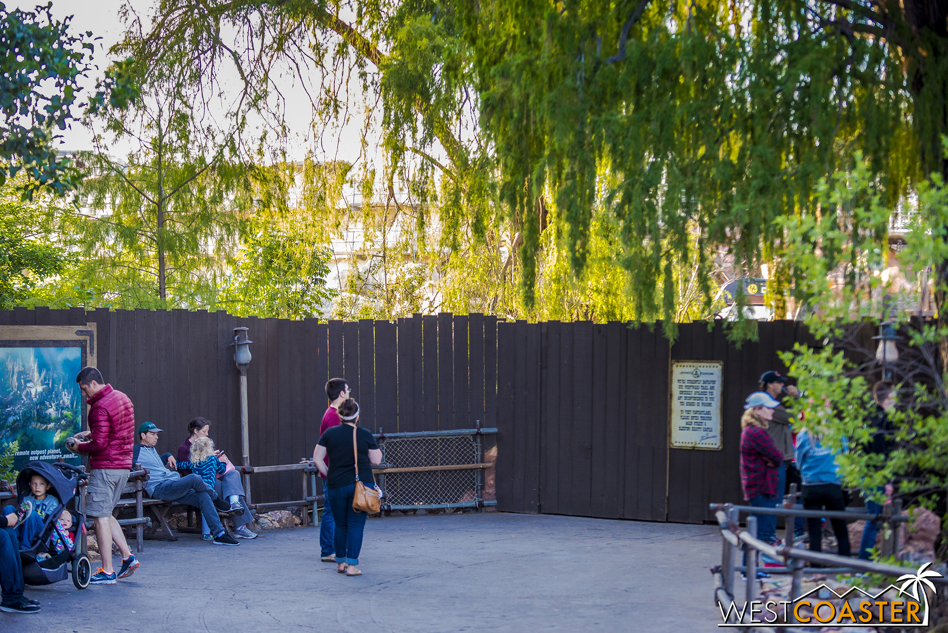  Things are proceeding pretty nicely over on the Big Thunder Trail side of the Rivers of America construction. 