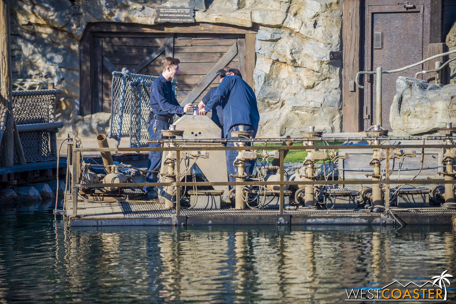  During the show, only the tops of this rig poke out above the waterline, but in full maintenance mode, one can see just how extensive the systems are. 