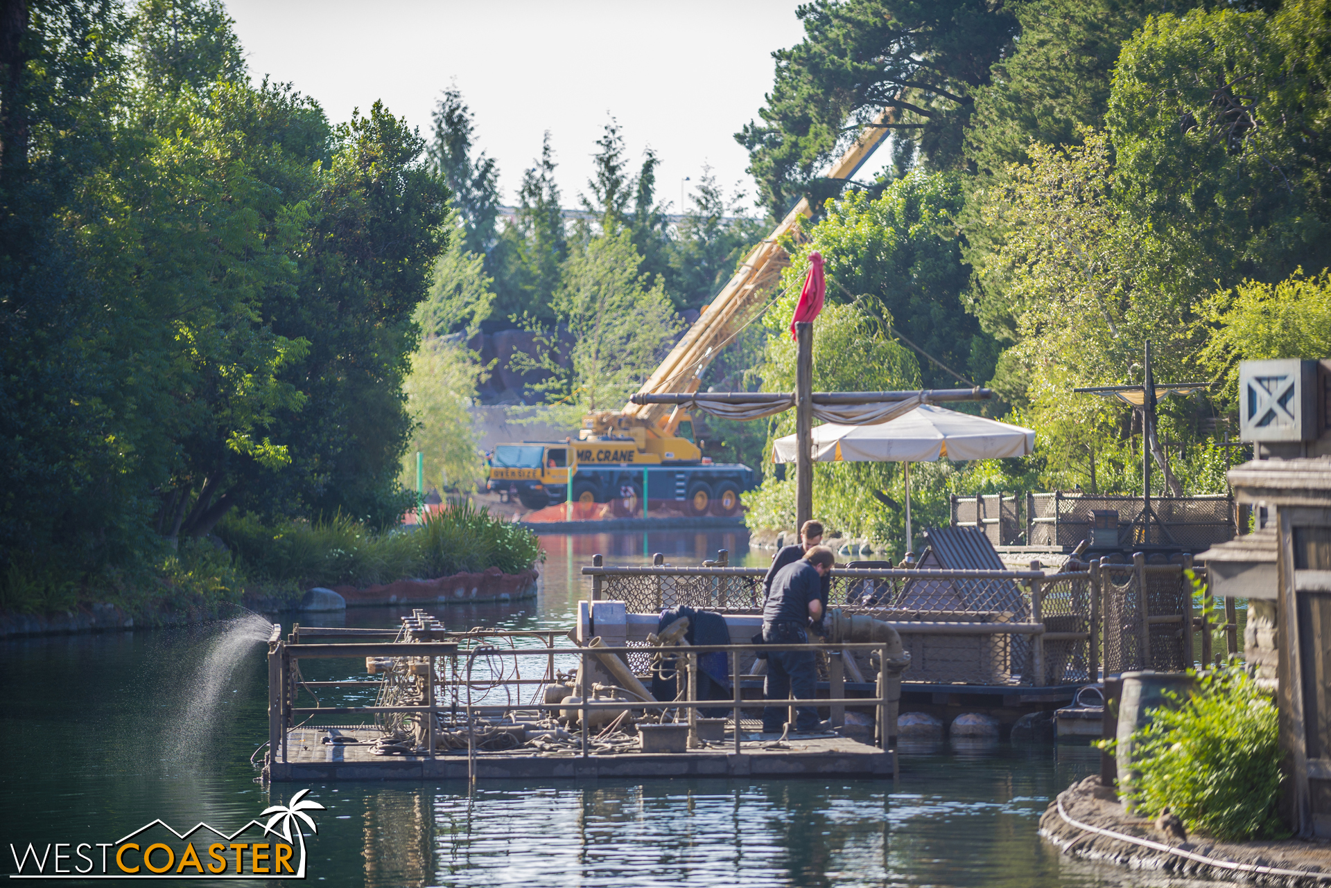  This view shows both work on the fountain rigs and a glimpse at the part of the river beyond the now-non-existent dam point. 