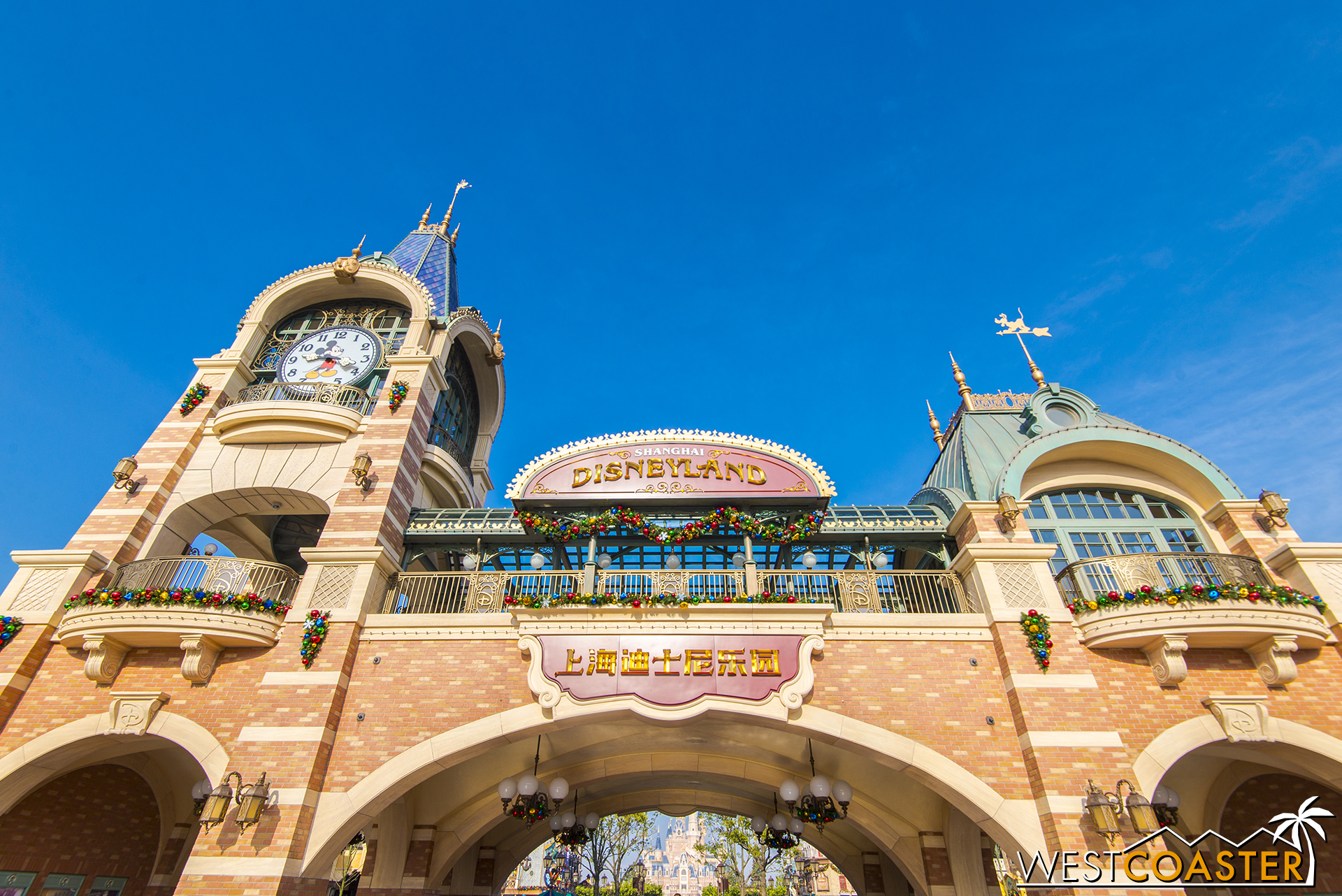 This archway into Mickey Avenue proper may look like the train station, but there actually is no Disneyland Railroad in Shanghai Disneyland.