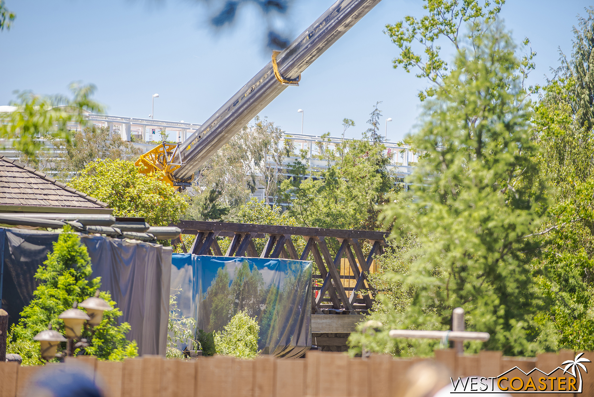 Continuing on, here's a glimpse of bridge that forms Critter Country's entrance into "Star Wars" Land. 