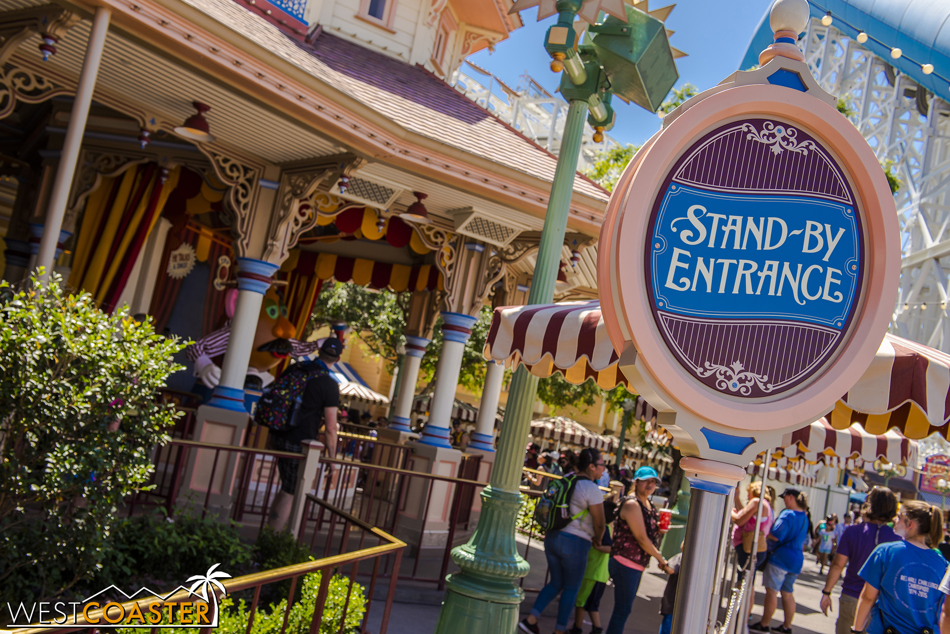  Standby routes through the extended queue in reverse direction from how it used to flow to the main switchback area. 