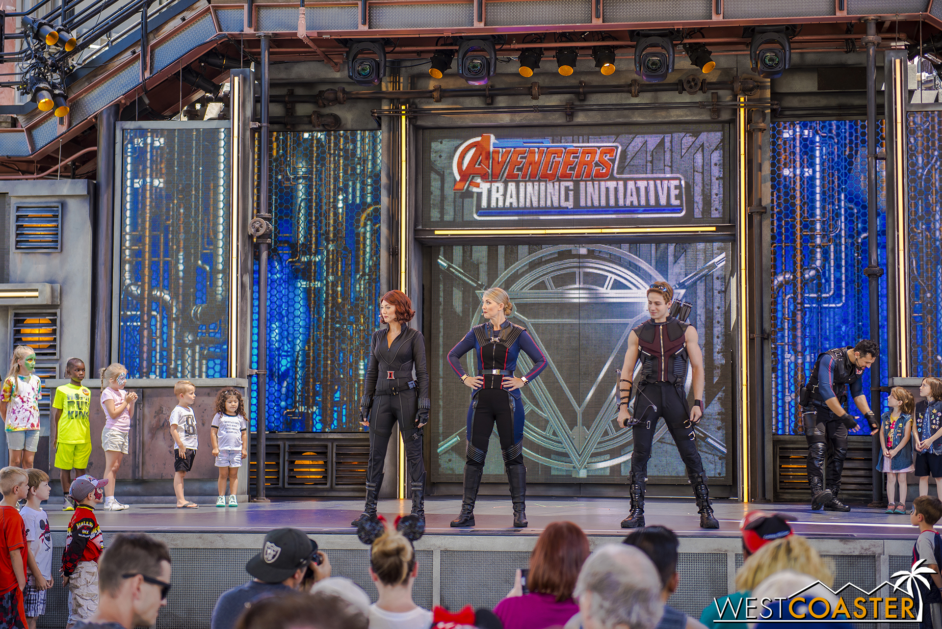  Agent Romanov and Agent Barton are on hand to help S.H.I.E.L.D. agents train new recruits. 