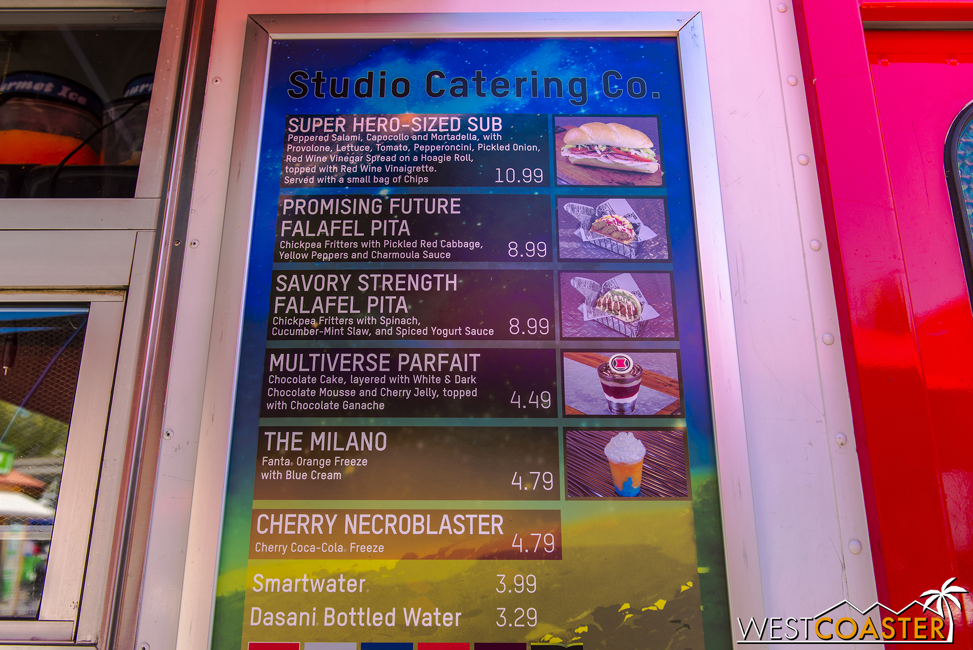  This is the food you can get from the Hollywood Land food truck across from the Monsters Inc. ride now. 