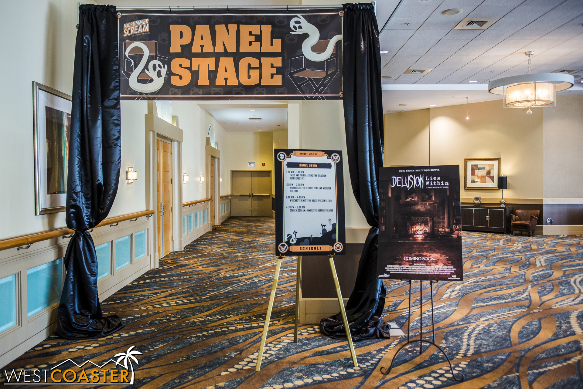Outside the Panel Stage in the late morning, home of the Delusion retrospective panel.