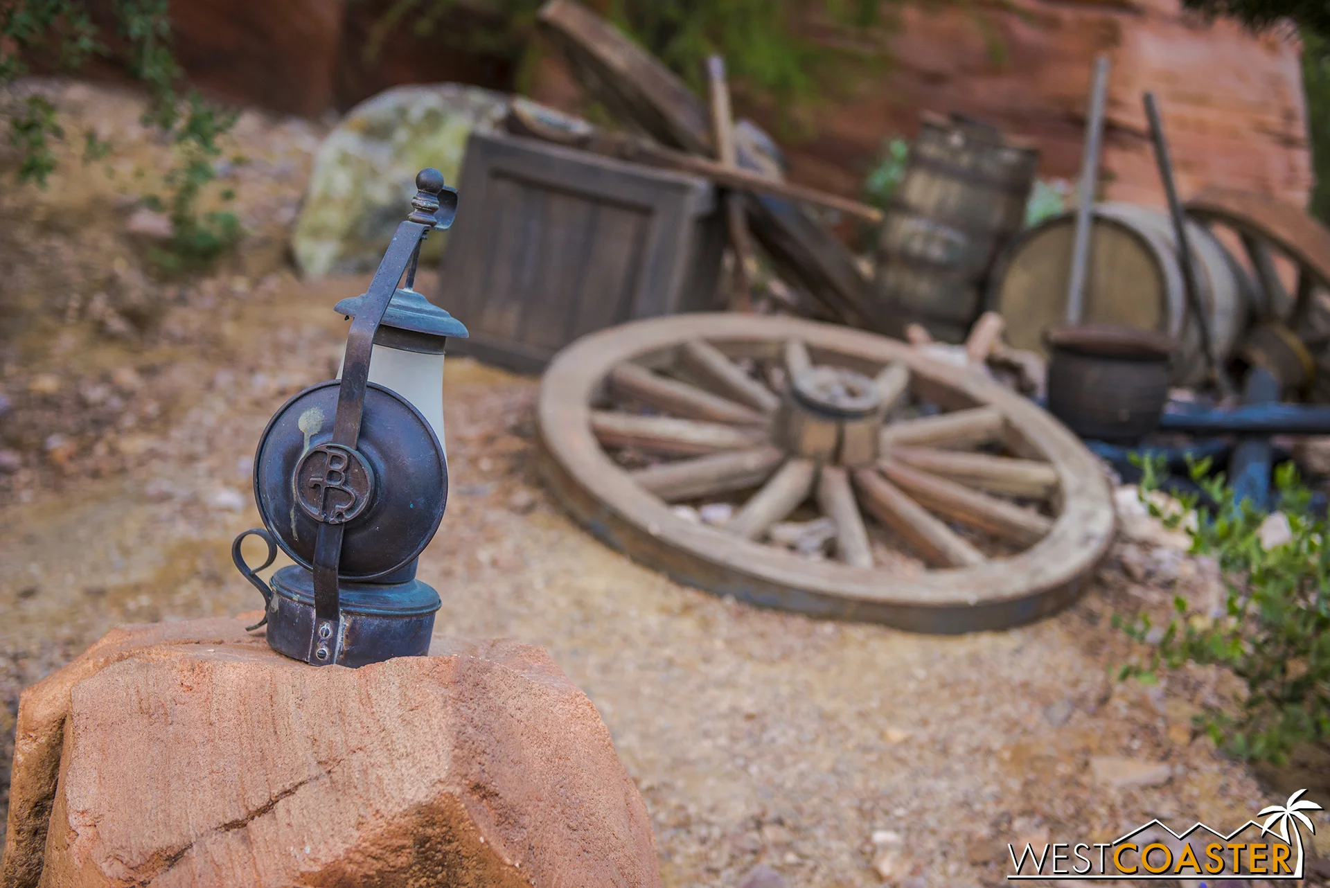 A nice little "Big Thunder Ranch" callback and detail. But onto the trains you've been waiting for...