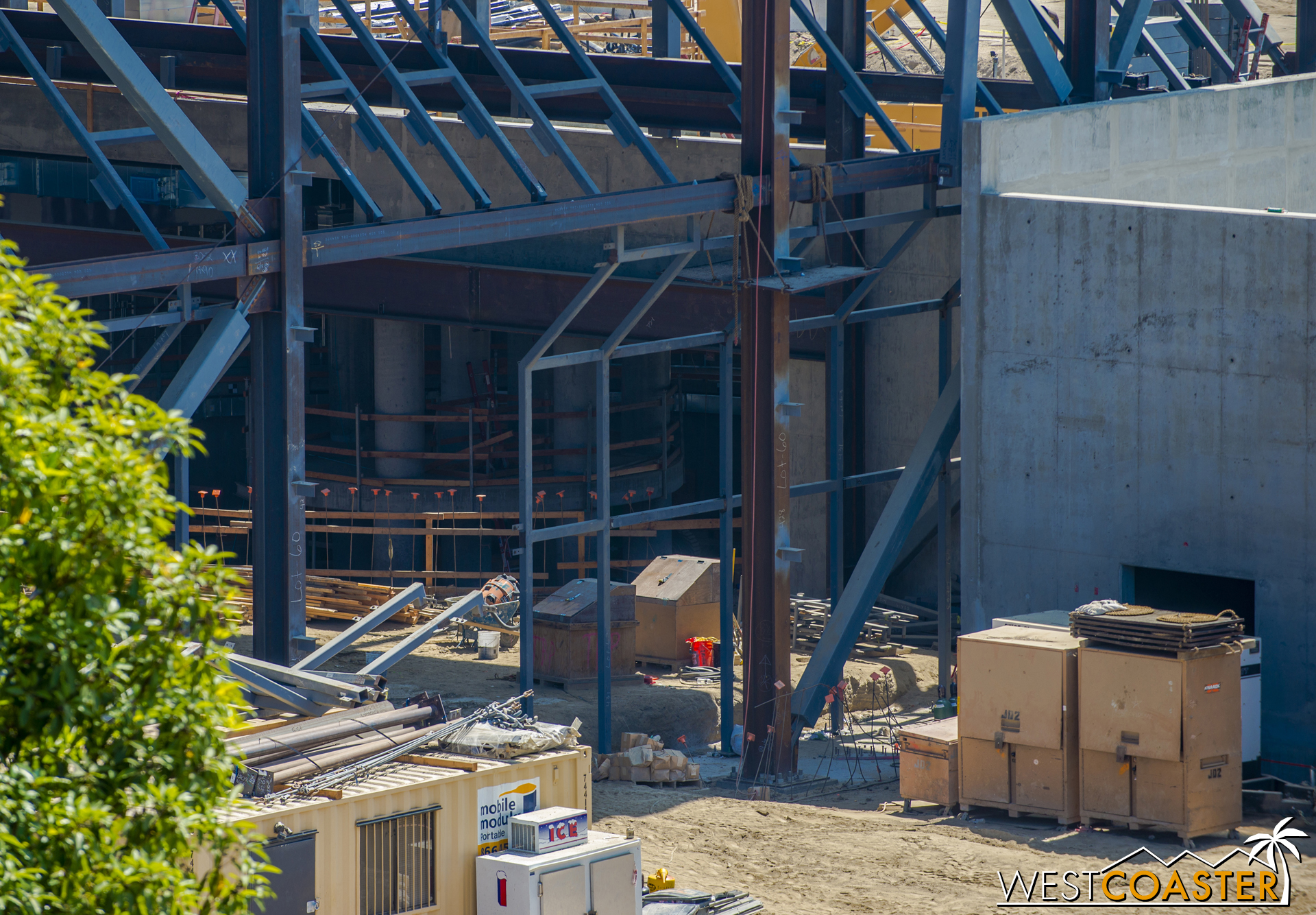  There's speculation that the columned area within could house the loading area of the ride, which would take riders into the main hangar space as one of the first scenes.&nbsp; I have absolutely no idea whether this is completely off the mark or not