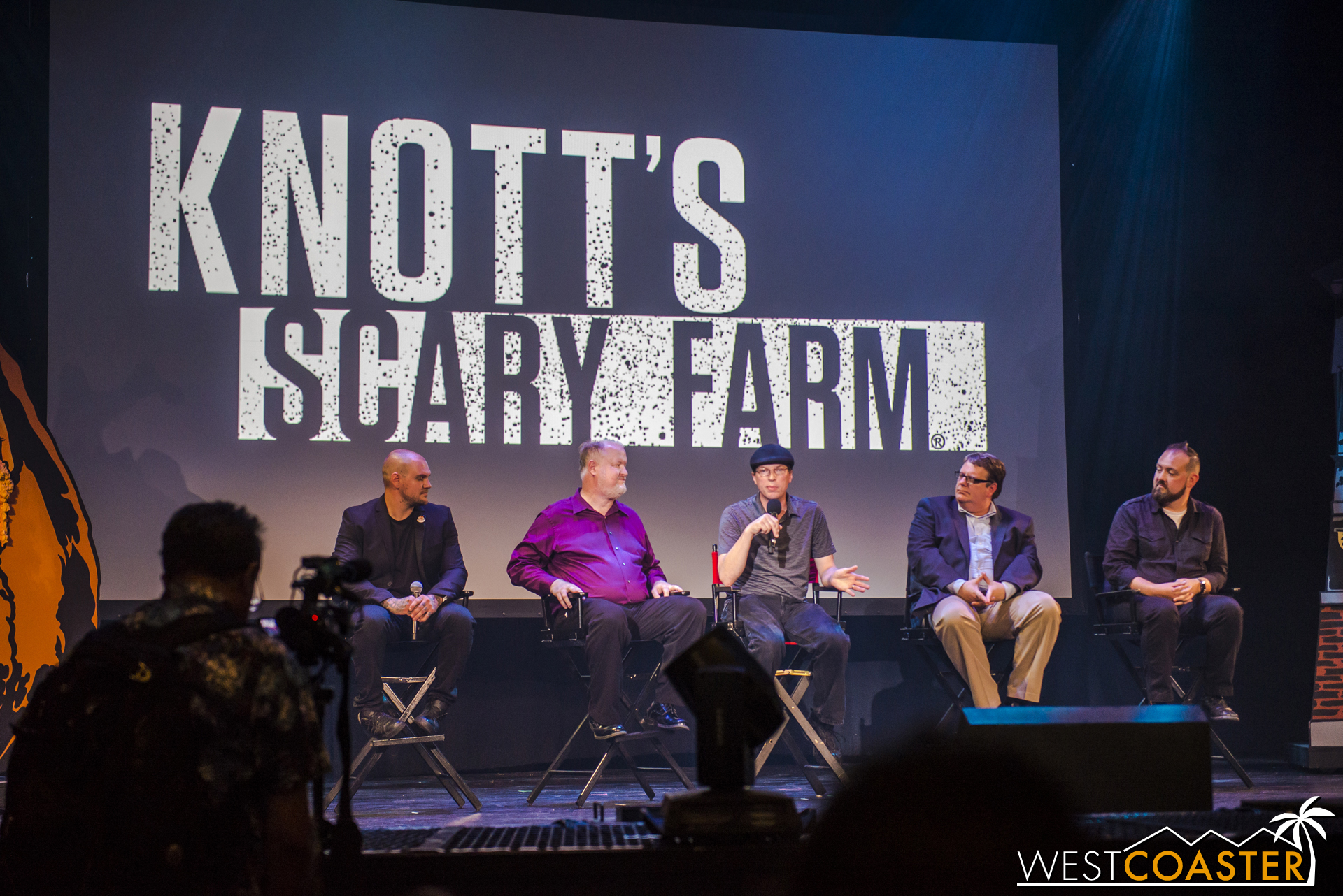  After the event, media members had a chance to ask various questions of the Scary Farm and park team.&nbsp; It was... interesting. 