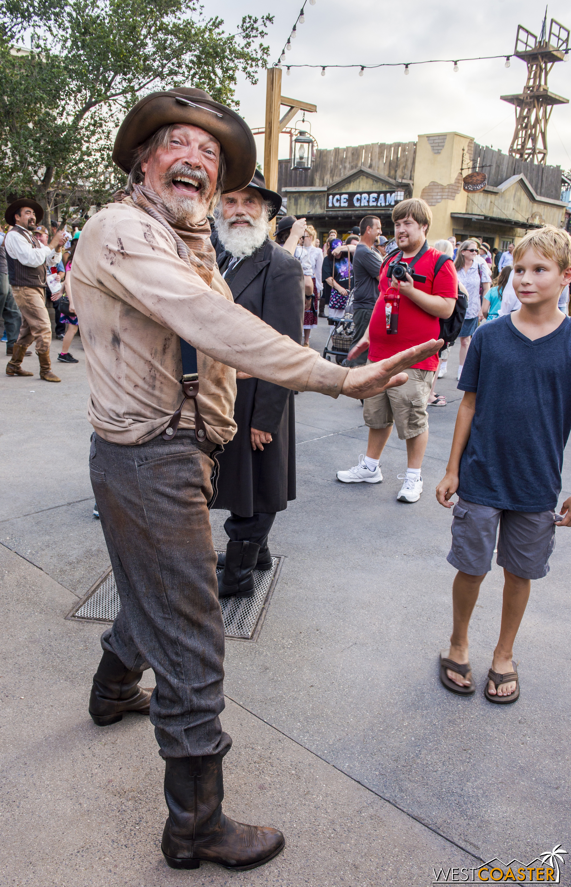  The crazy old prospector is happy to purchase the deed to Calico, which has been stripped from Clay Mayfield. 