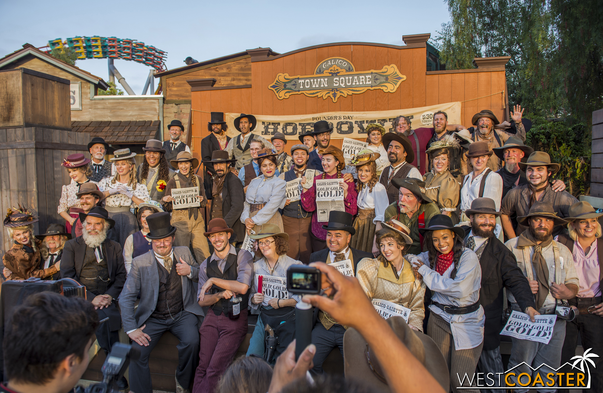  At the end of the day, all of the Ghost Town Alive actors gather for a massive group photo. 