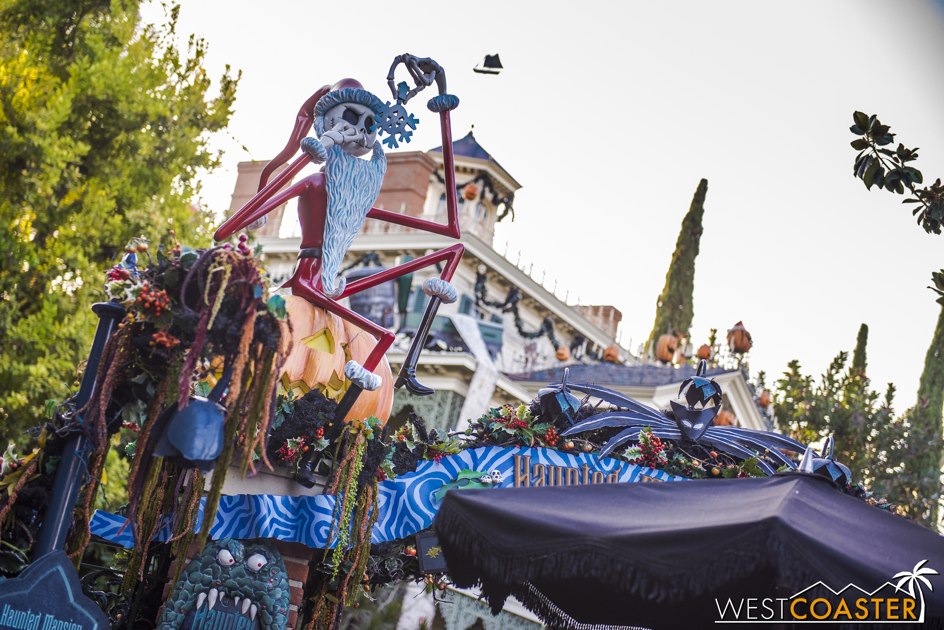  The Haunted Mansion Holiday is back! 