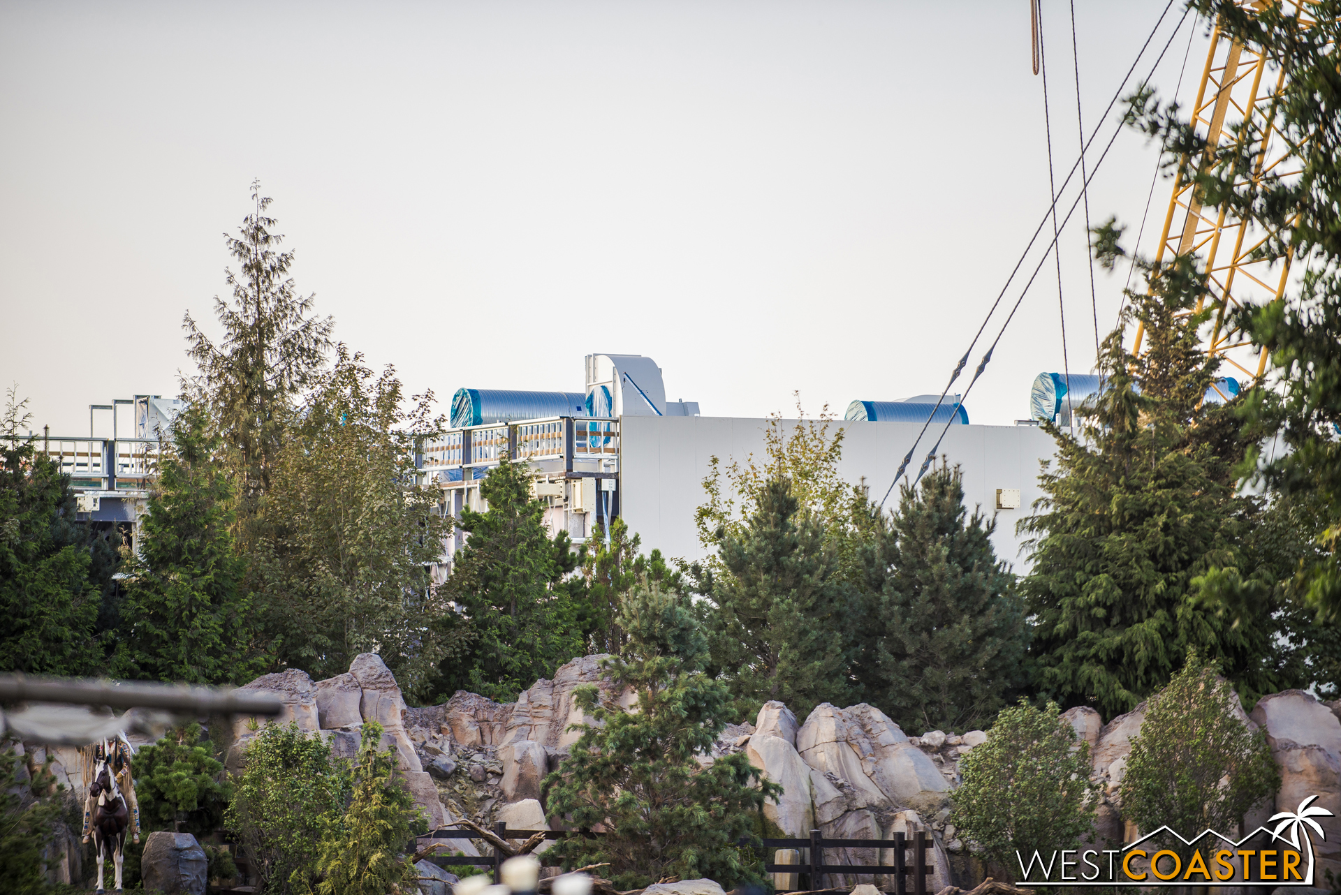  Wall panels have been going up on this side too. &nbsp;I wonder if Disney will bother concealing them behind rockwork later too. &nbsp;This is an elevated view that most guests won't notice, but it will be visible for anyone on an elevated portion o