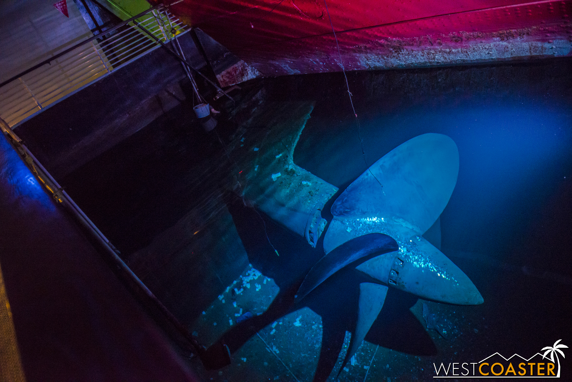  The Propeller Room is creepy even on regular days. On Dark Harbor nights, it can be a psychological trigger. 