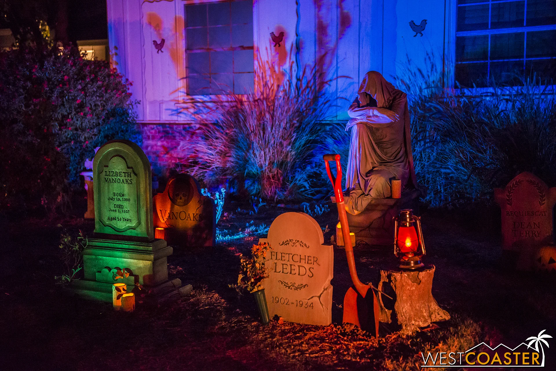 The combination of lighting, props, and a few moving elements gives this front yard cemetery a very cinematic feel.