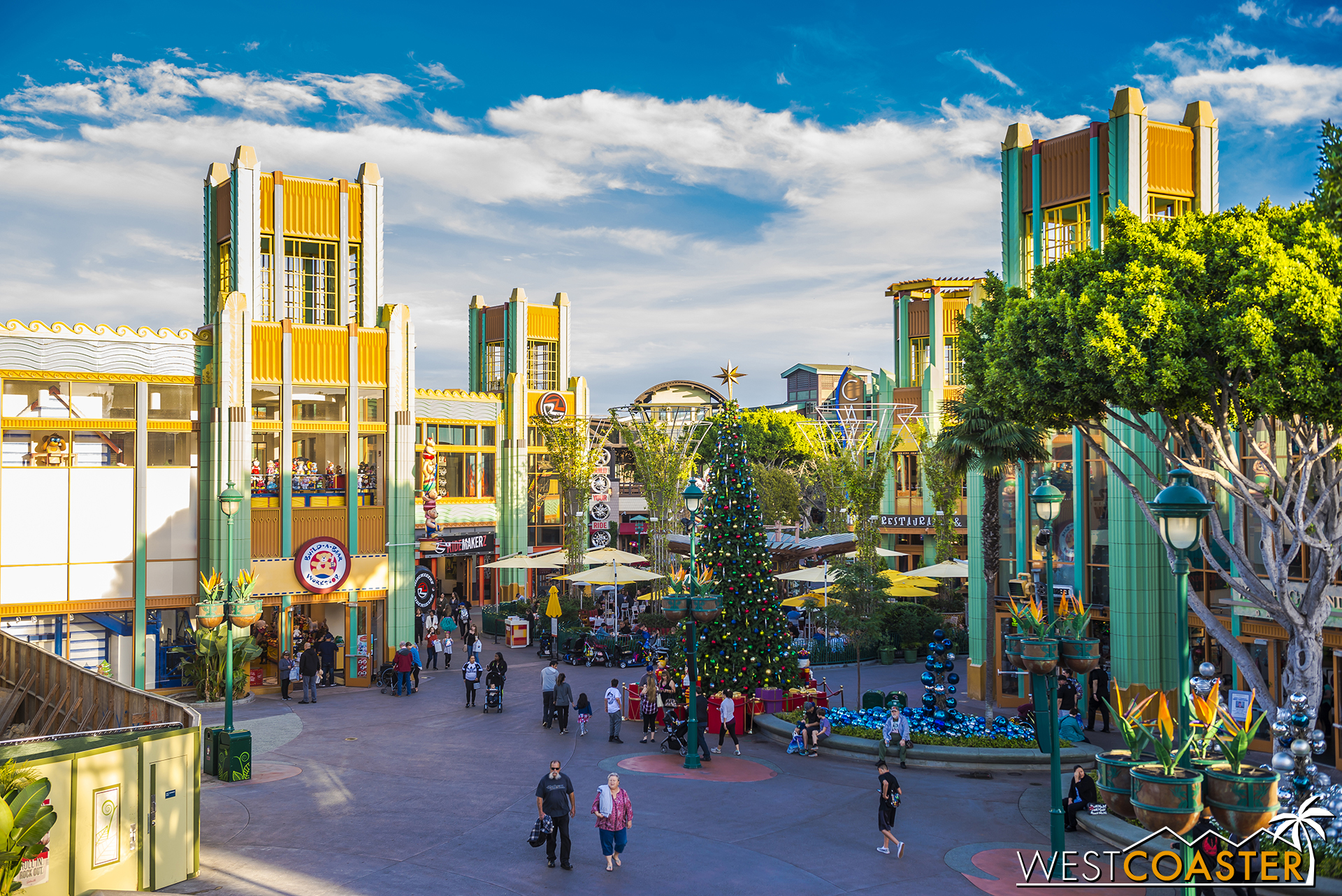  A big Christmas tree has gone up at the center of Downtown Disney. 