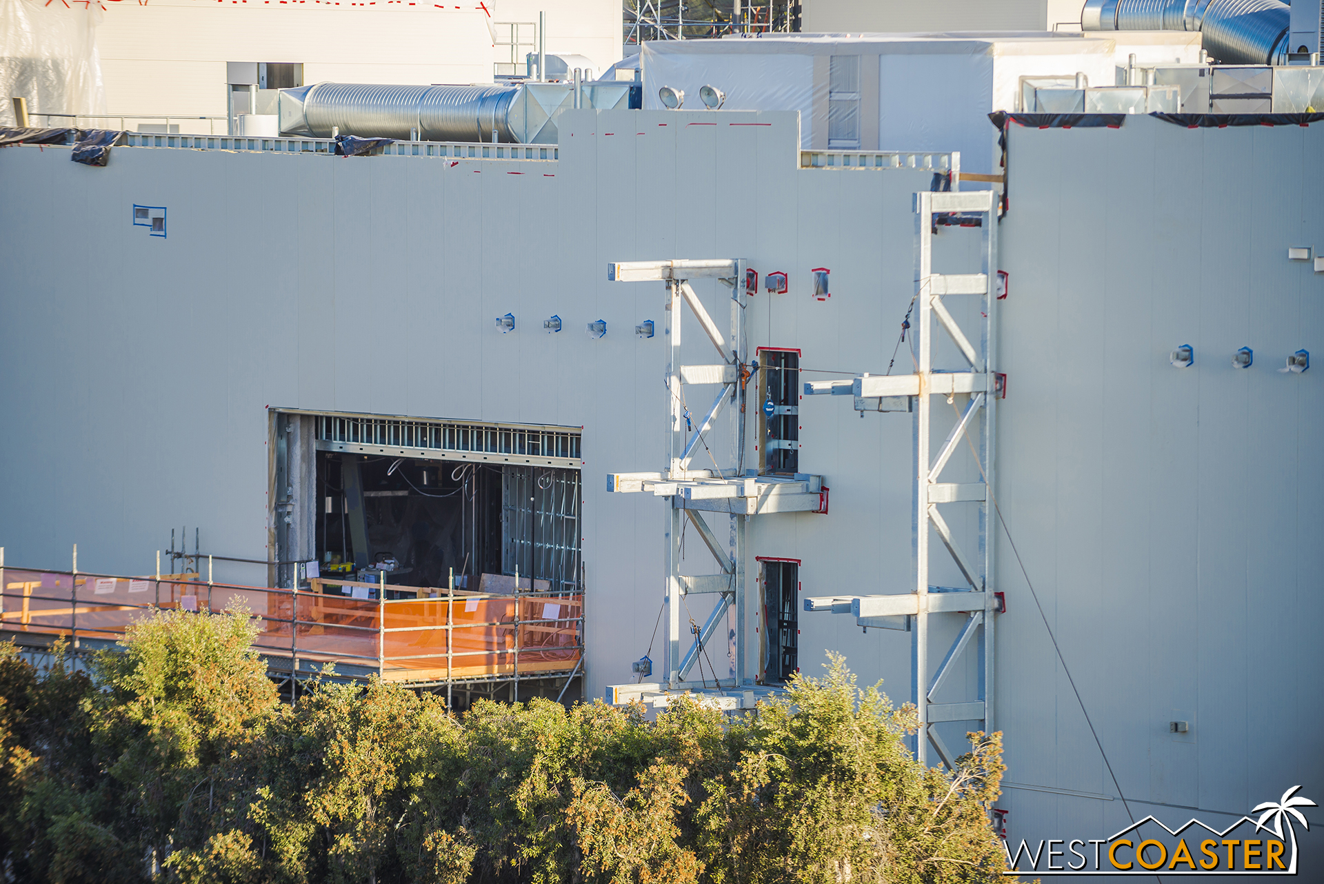  The opening has been very intentionally maintained.&nbsp; The scaffolding makes it look temporary, but the framed headers just inside the opening make it seem very deliberate and long-term. 