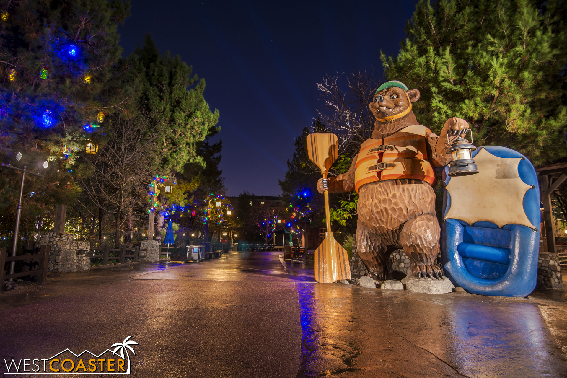  I don't have a photo of it, but the Grizzly River Run bear has a light up ugly Christmas sweater that's kind of epic. 