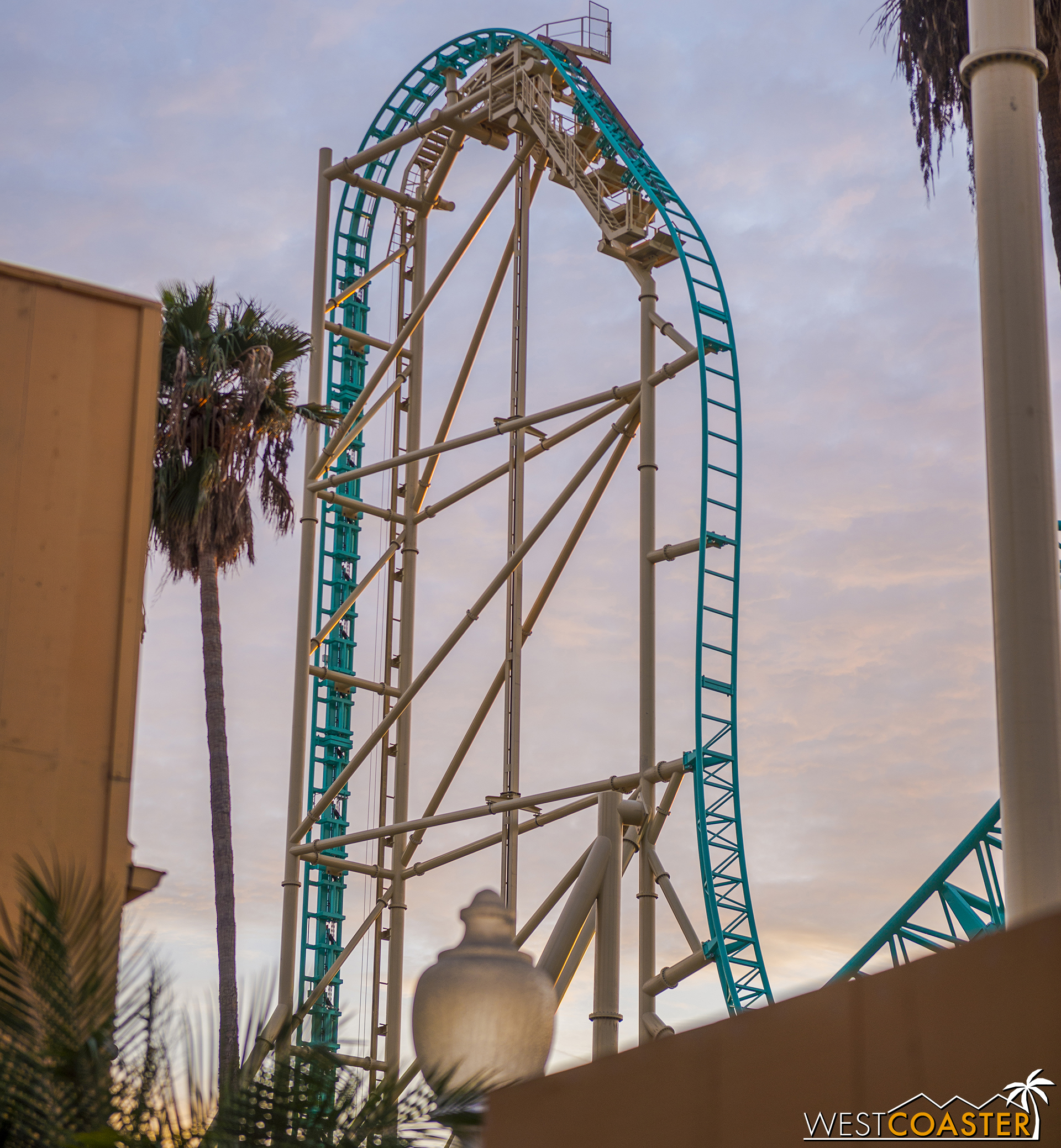  Lift hill from the Log Ride side. 