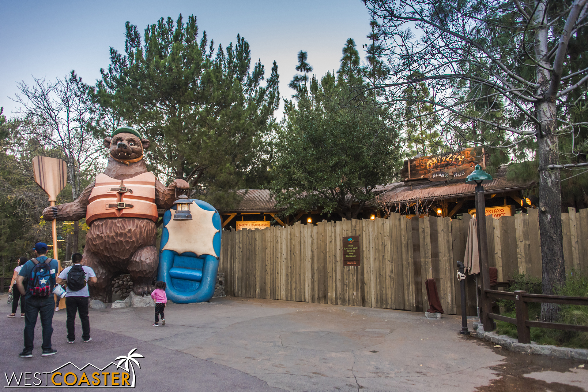  Christmas has passed, the grizzly bear has shed its light up ugly Christmas sweater, and GRR is behind work walls. 