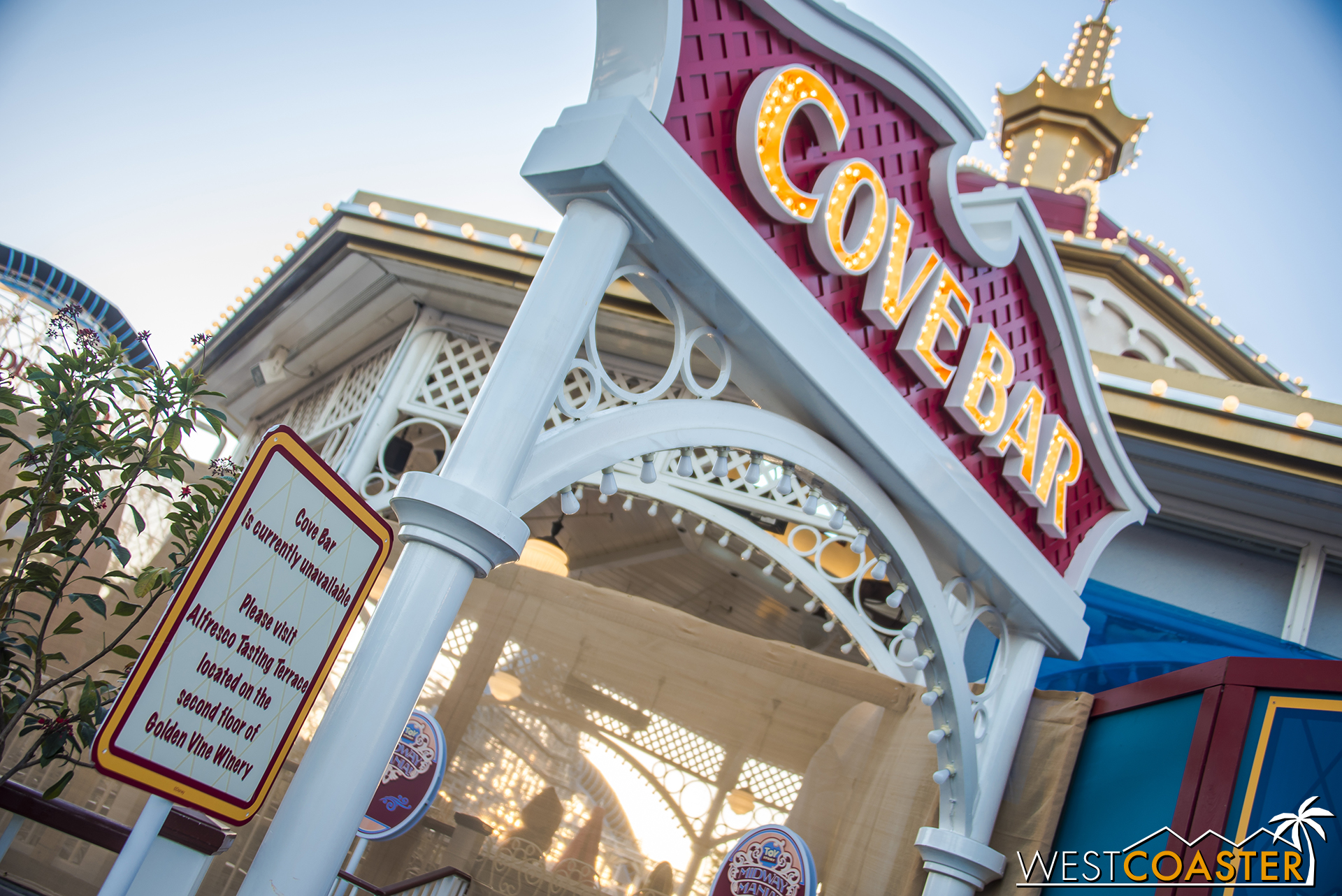  Teleporting back to the "main" entry into the future Pixar Pier area, here's Cove Bar again.&nbsp; Fear not, to any Disney Drinkers who are worried it is gone forever.&nbsp; It is due to reopen briefly in April, then close for a permanent rebrand.&n