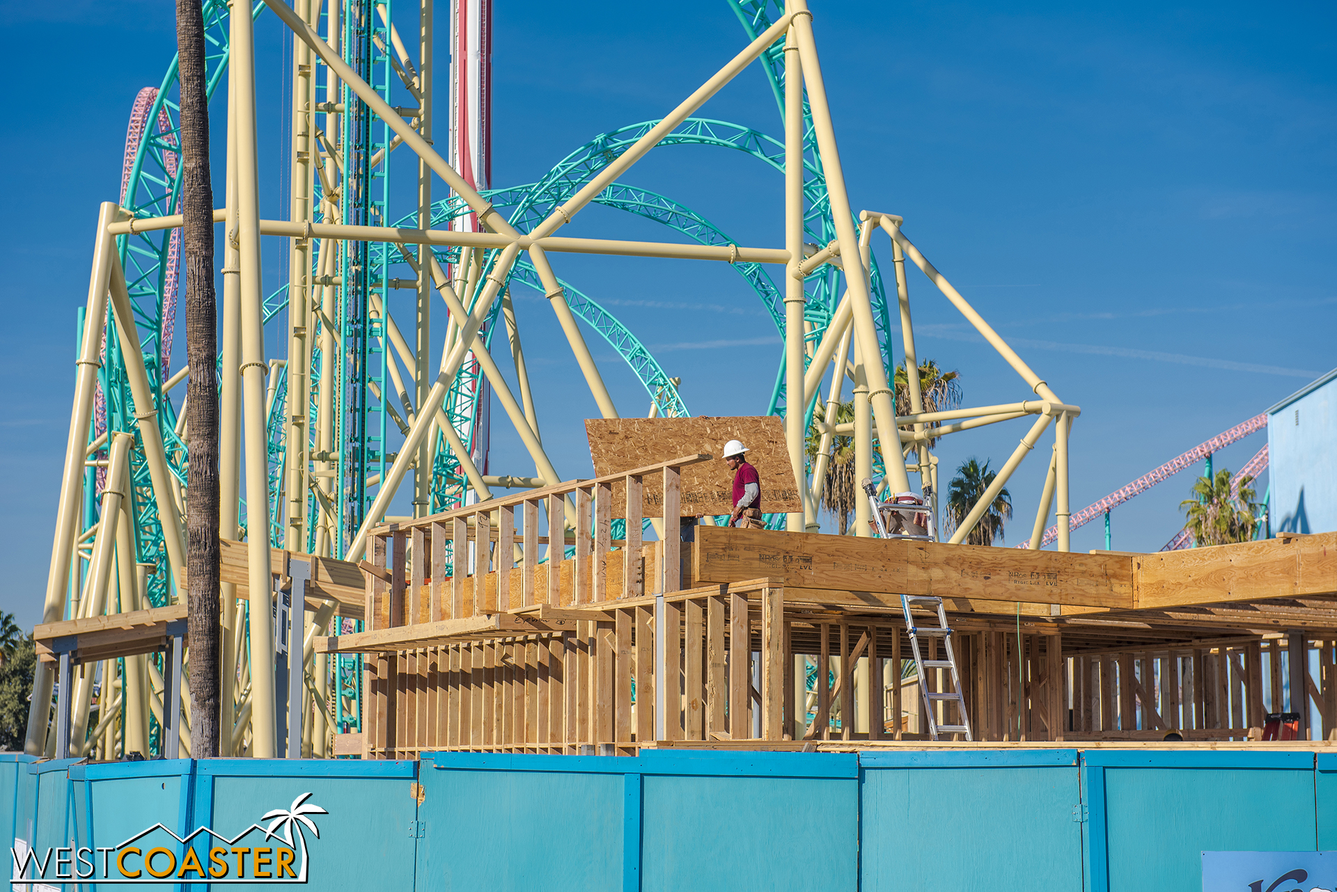  Yup, a wood erection has popped up at the HangTime construction site. 