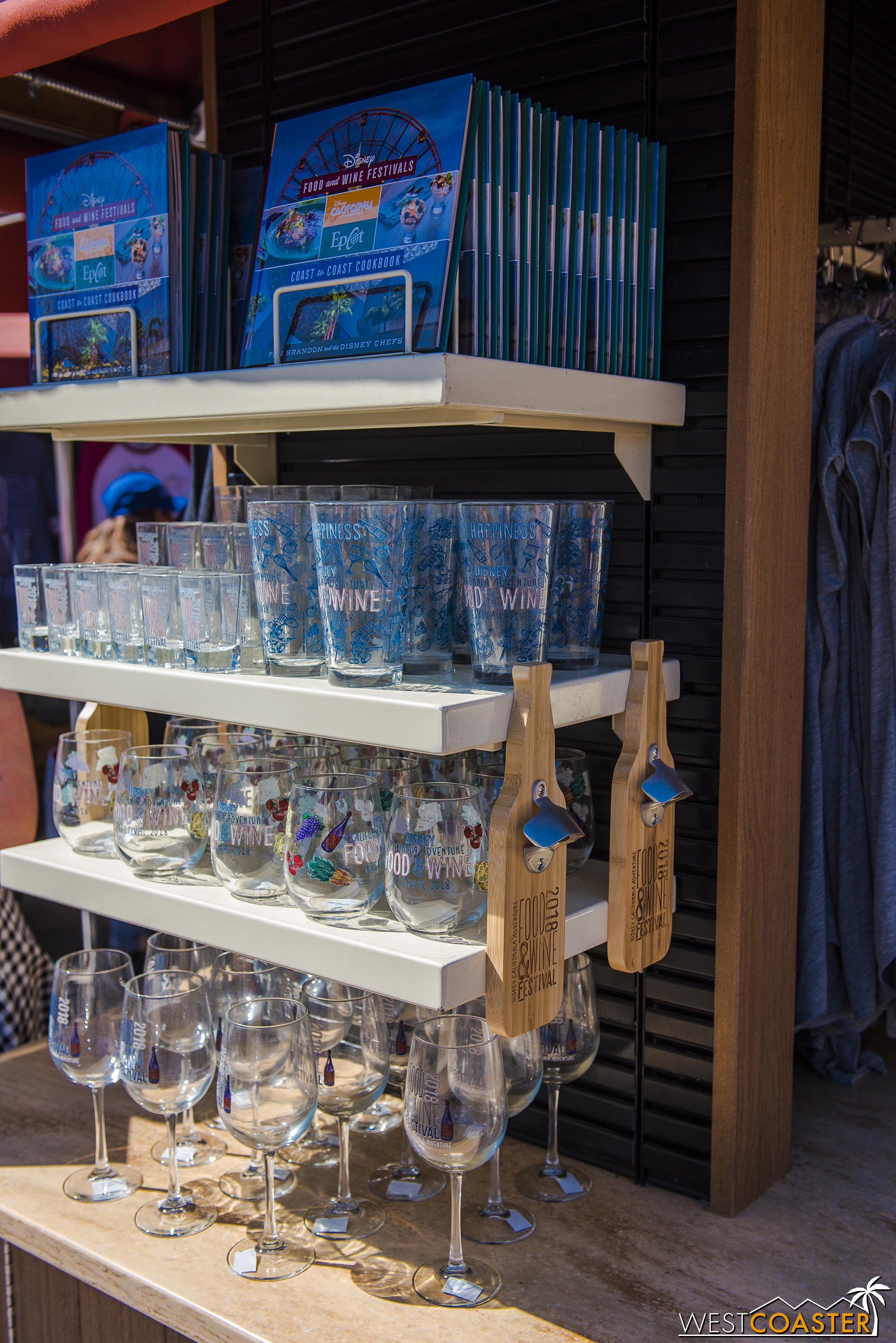  More Food &amp; Wine merchandise along the Parade Corridor. 