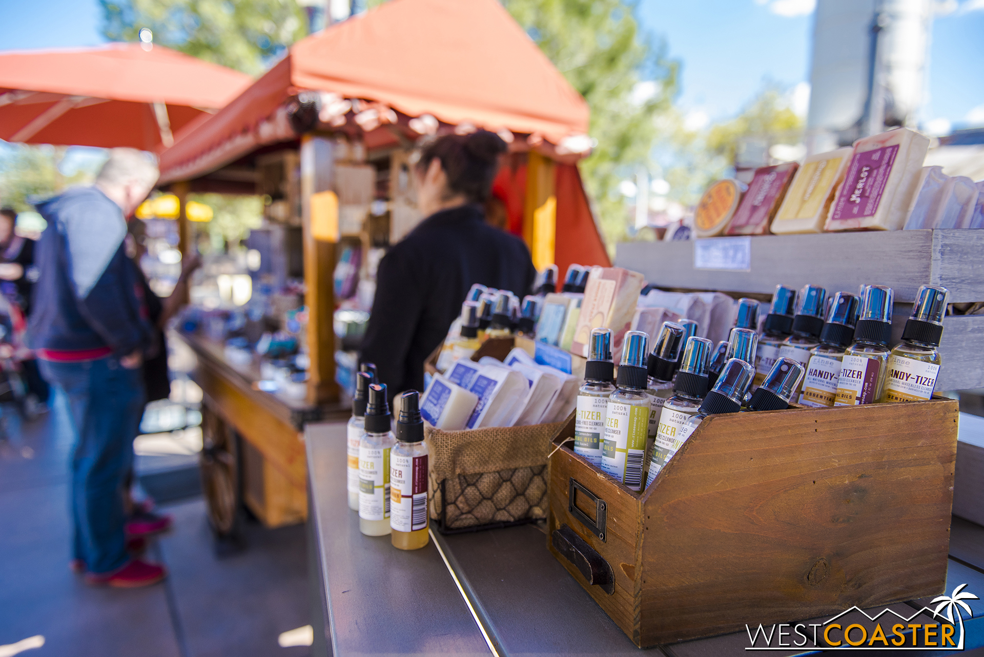  Like in previous years, there are also non-Disney vendors selling their own craft products. 