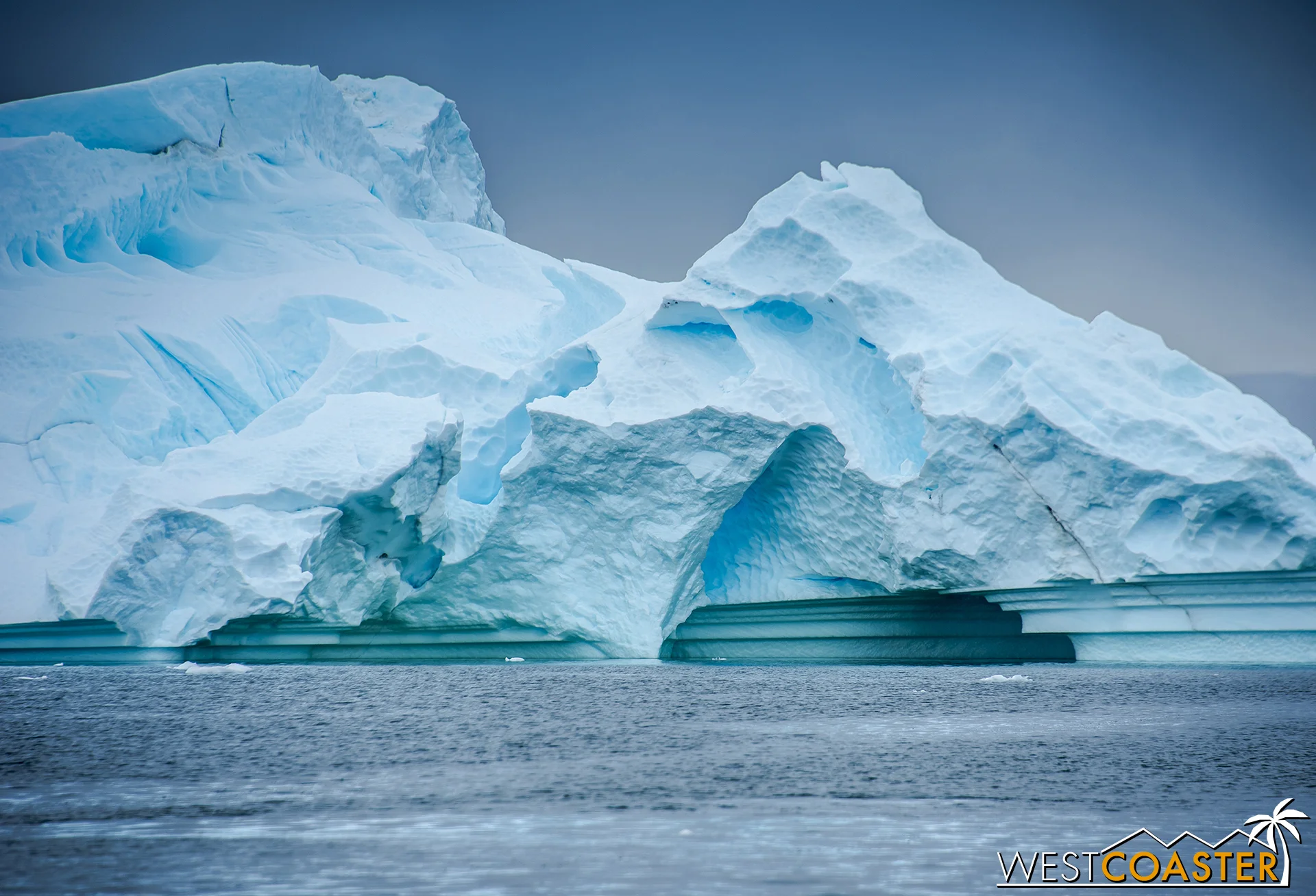 These bands showcase the water erosion and told the story of the iceberg's age and evolution.
