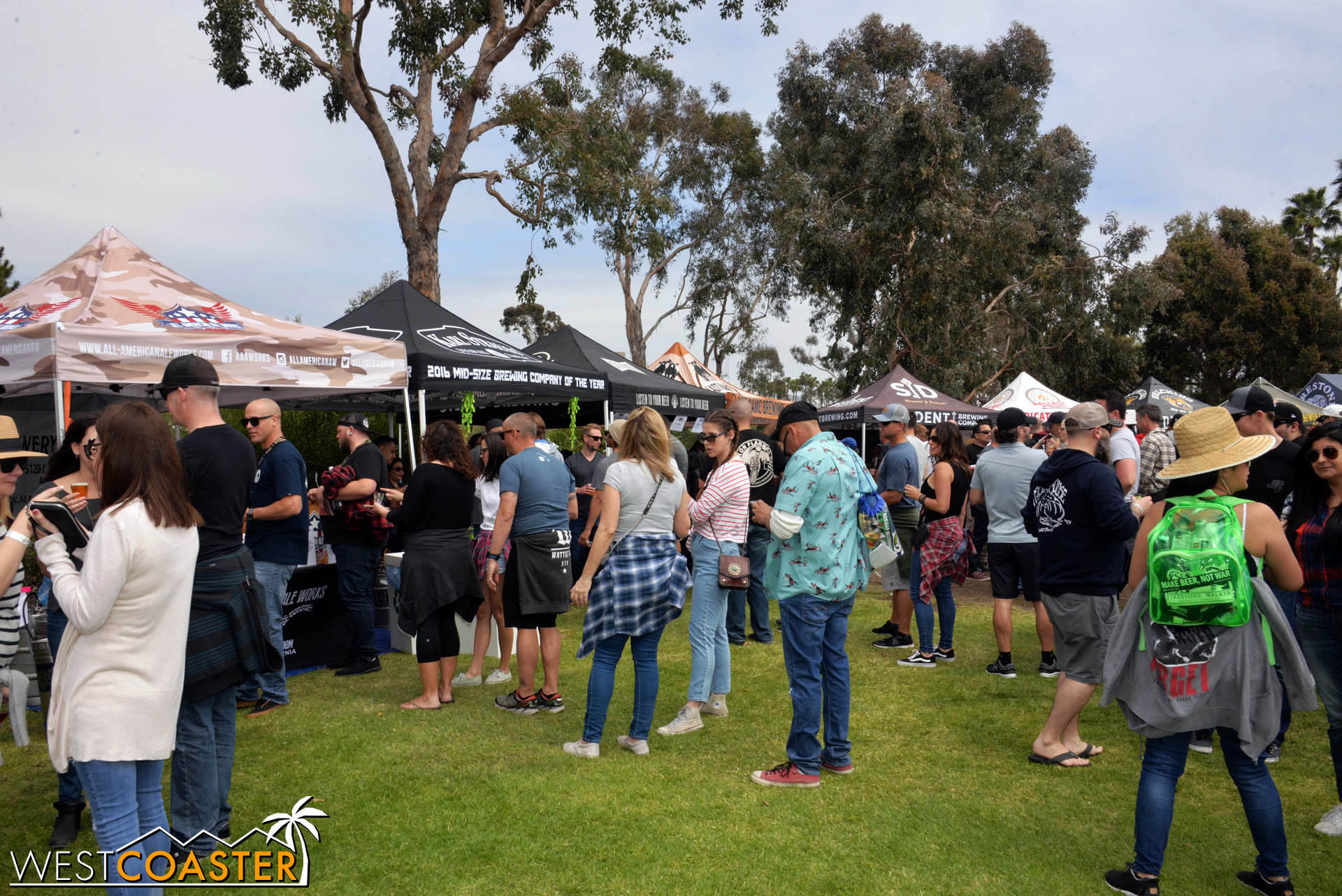 But things would get busier later on, especially over in the lawn area, where more beer vendors were distributed.