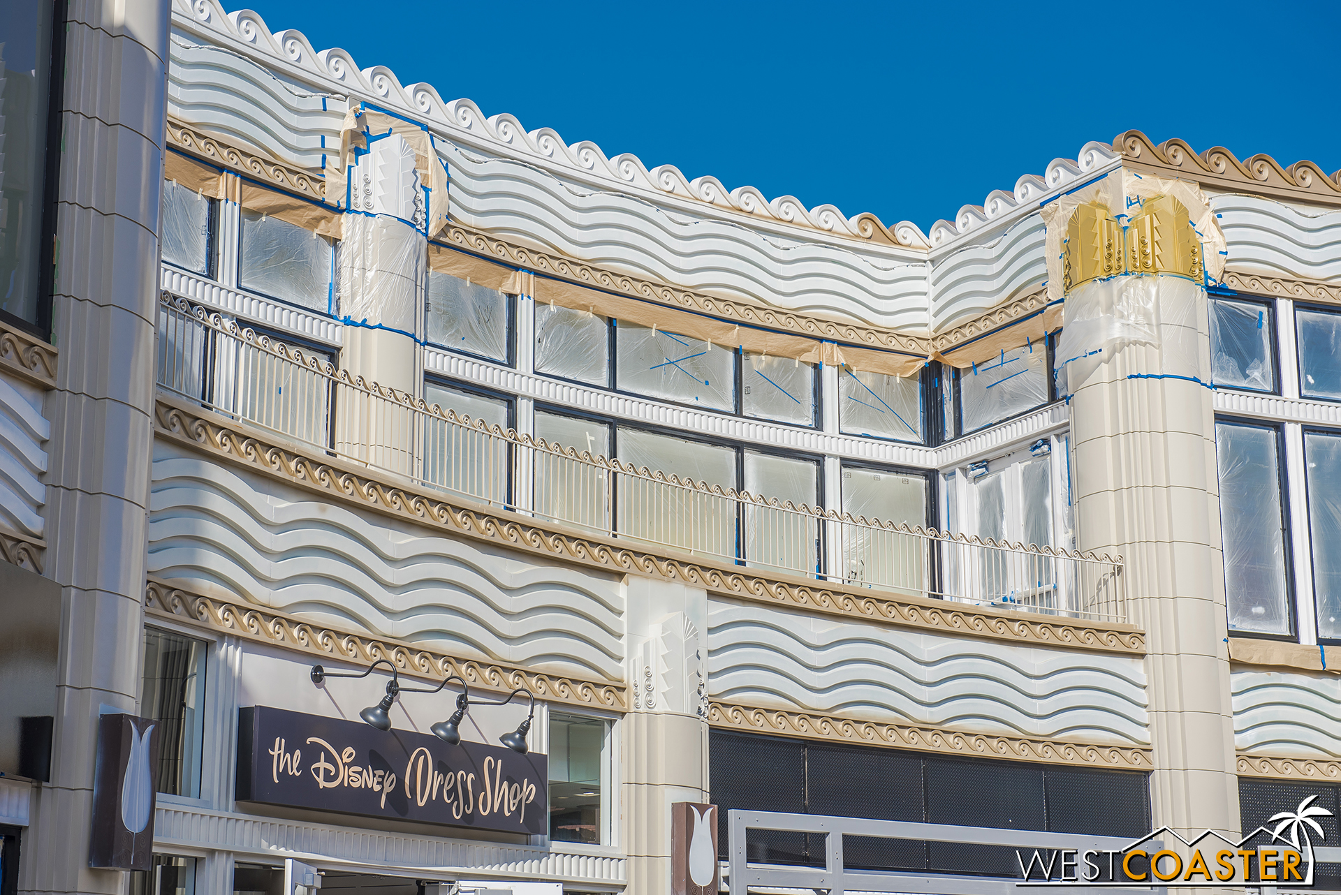  Meanwhile, the balcony for Ballast Point has gotten painted too. 