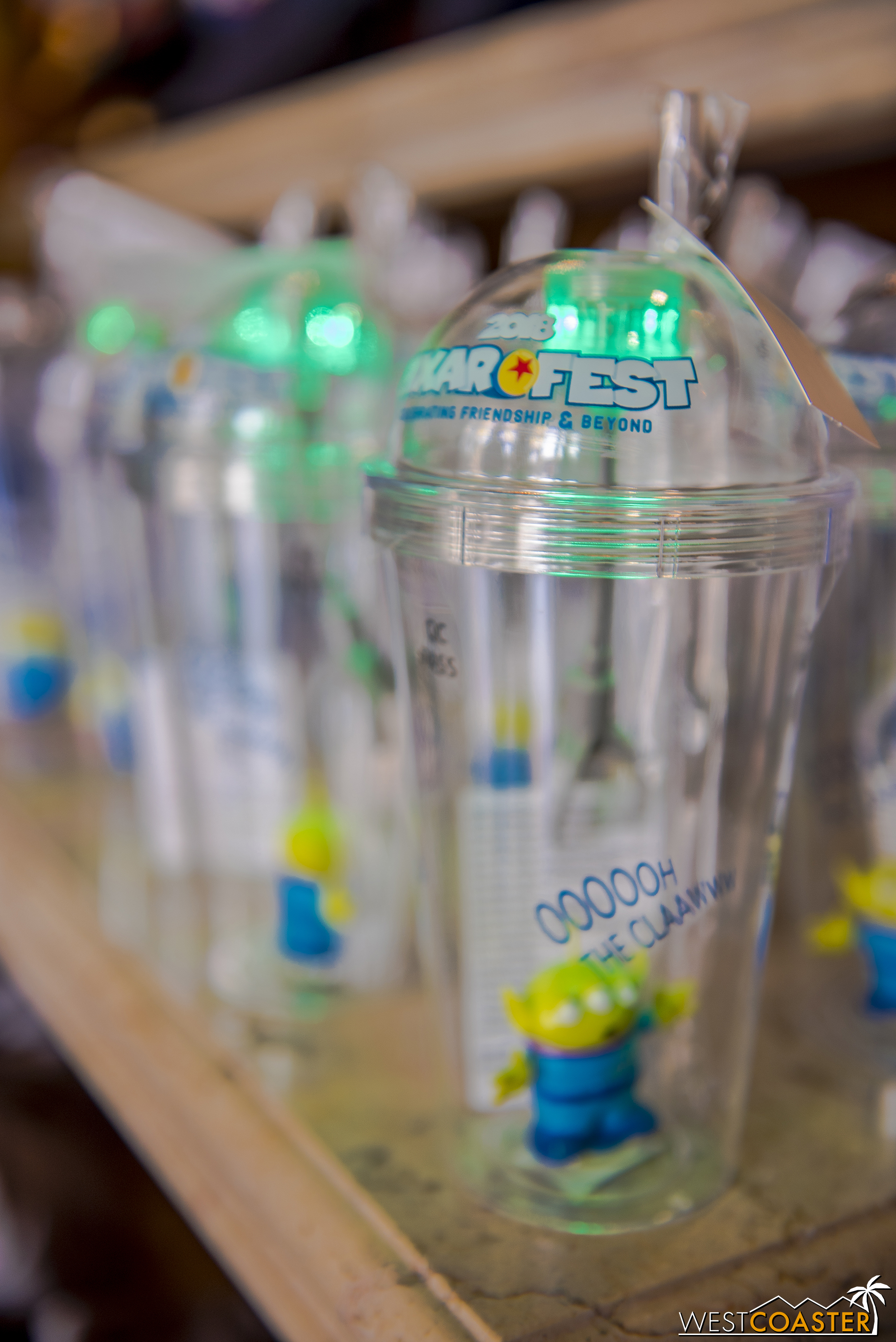  Glowing Little Green Men souvenir sippers… 