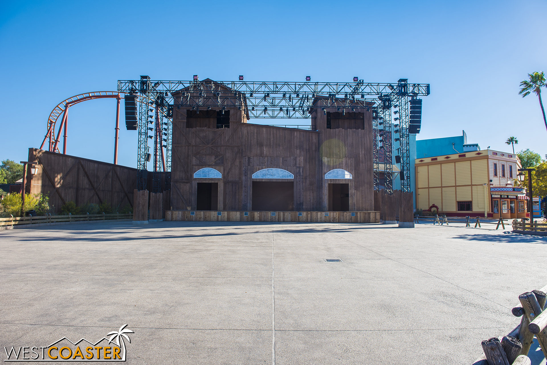  This is what the Calico Stage looks like when no show is going on.  The actual stage itself is removable and can clear a lot of room in front of the facade. 