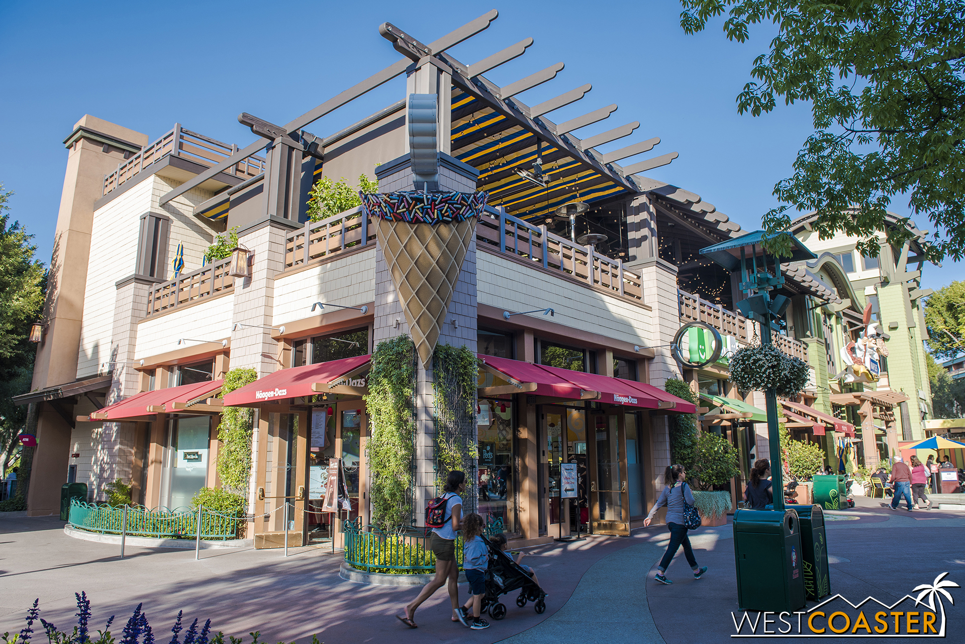  Disney also recently announced that   Salt &amp; Straw   will be coming to Downtown Disney. It will take over the Häagen-Dazs location. 