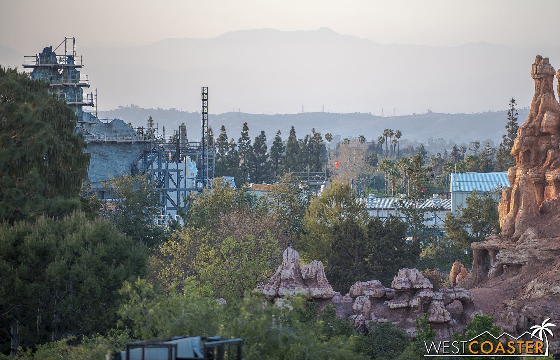 Although not particularly technologically advanced, Batuu was home to a primitive droid assembly plant.