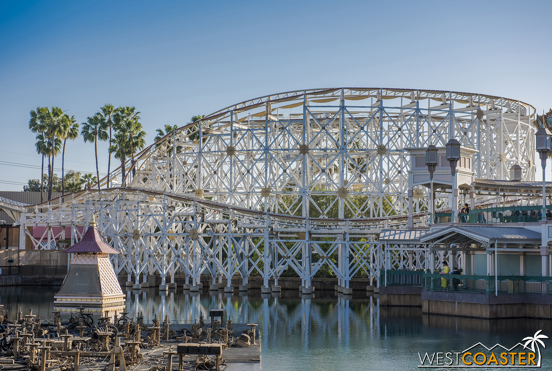  I may not be a fan of the overall transformation, but there are definitely parts of Pixar Pier that are looking pretty nice. 