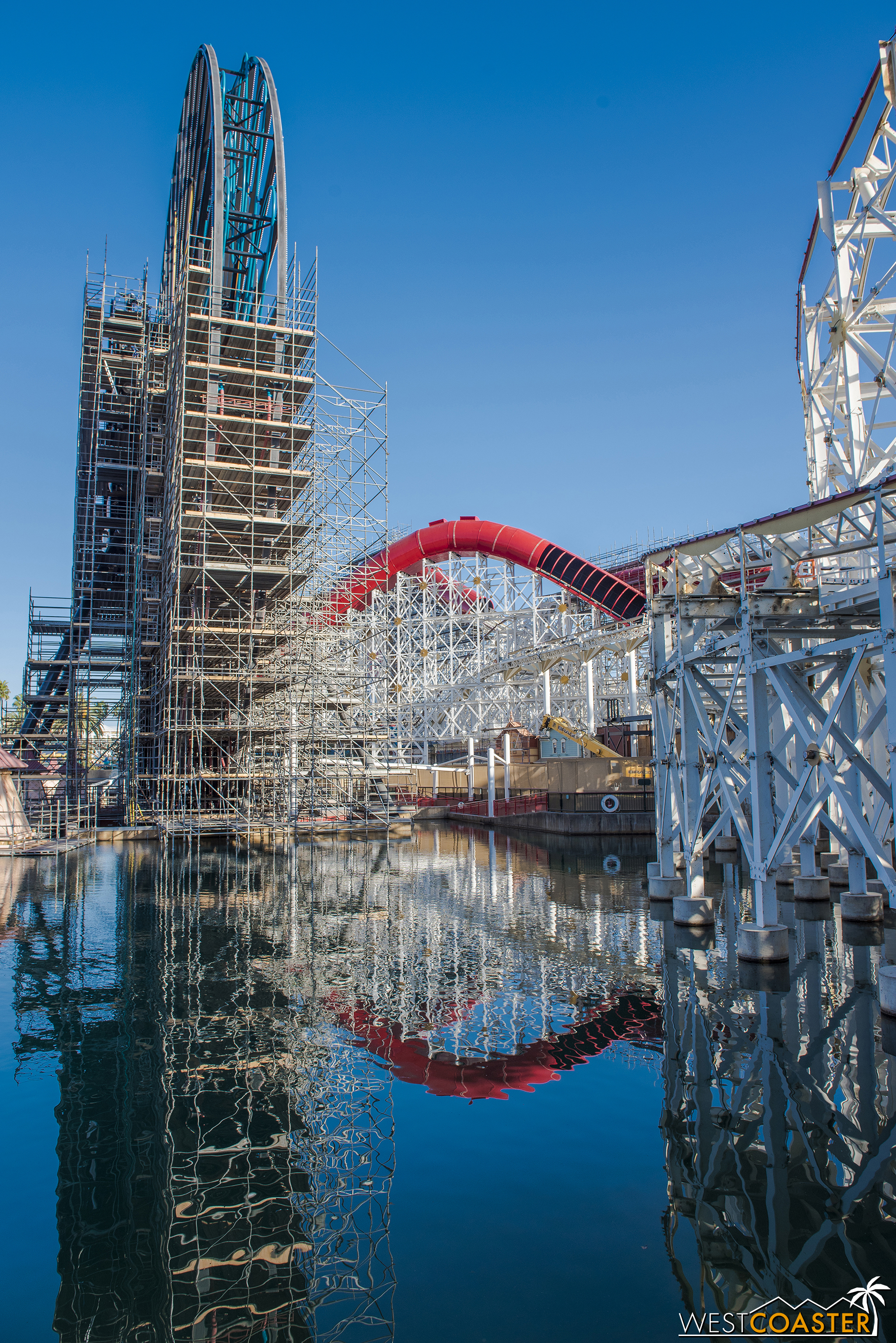 Last week, Disney announced that when it reopens, the giant ferris wheel will now be called the Pixar Pal-A-Round .