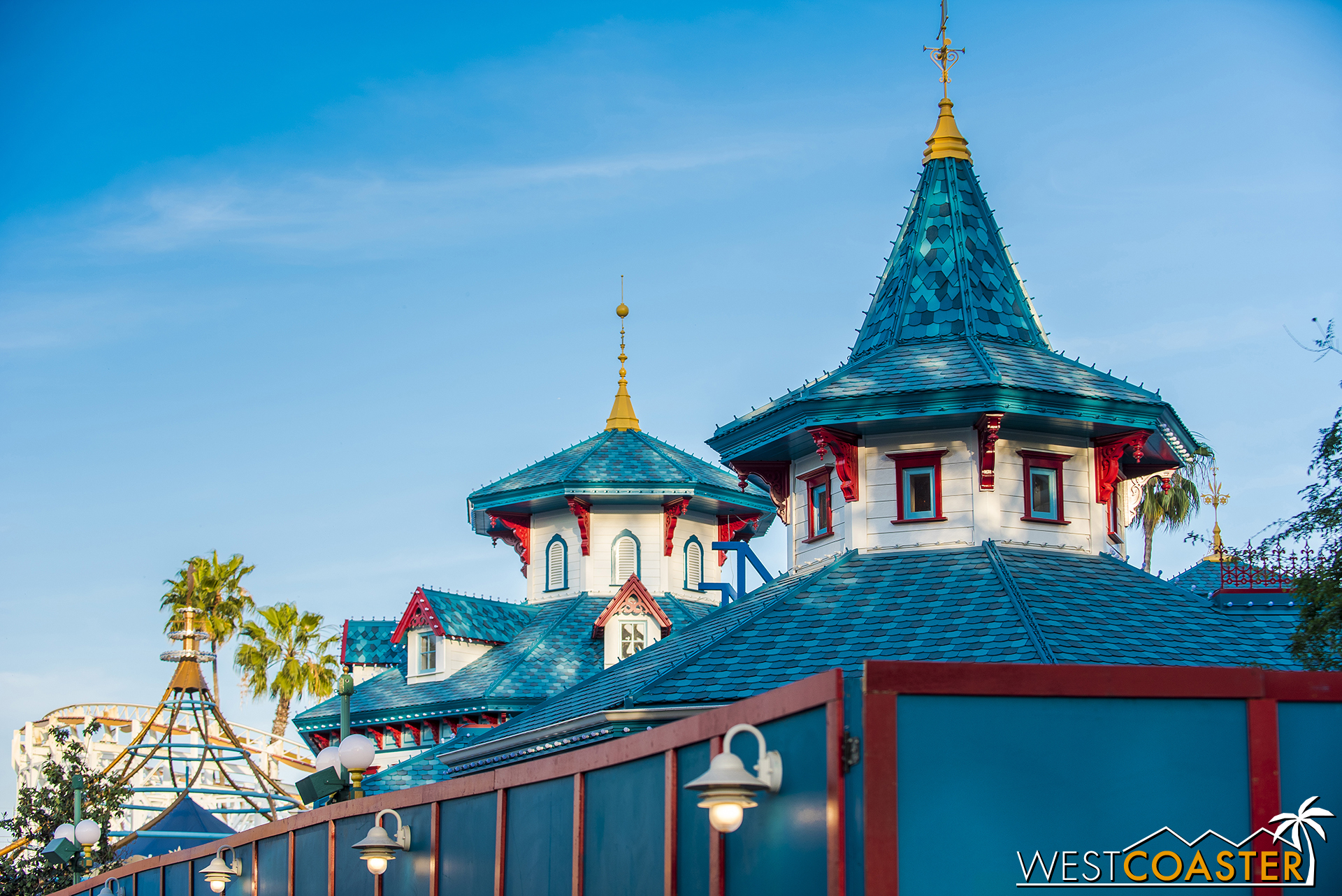  I dig it.  I’d be okay if Pixar Pier had transformed everything to this aesthetic.  You can mix an IP with theme park immersion if it’s done right.  Just look at how Toy Story Trolley Park is integrated into the New York-themed American Waterfront a