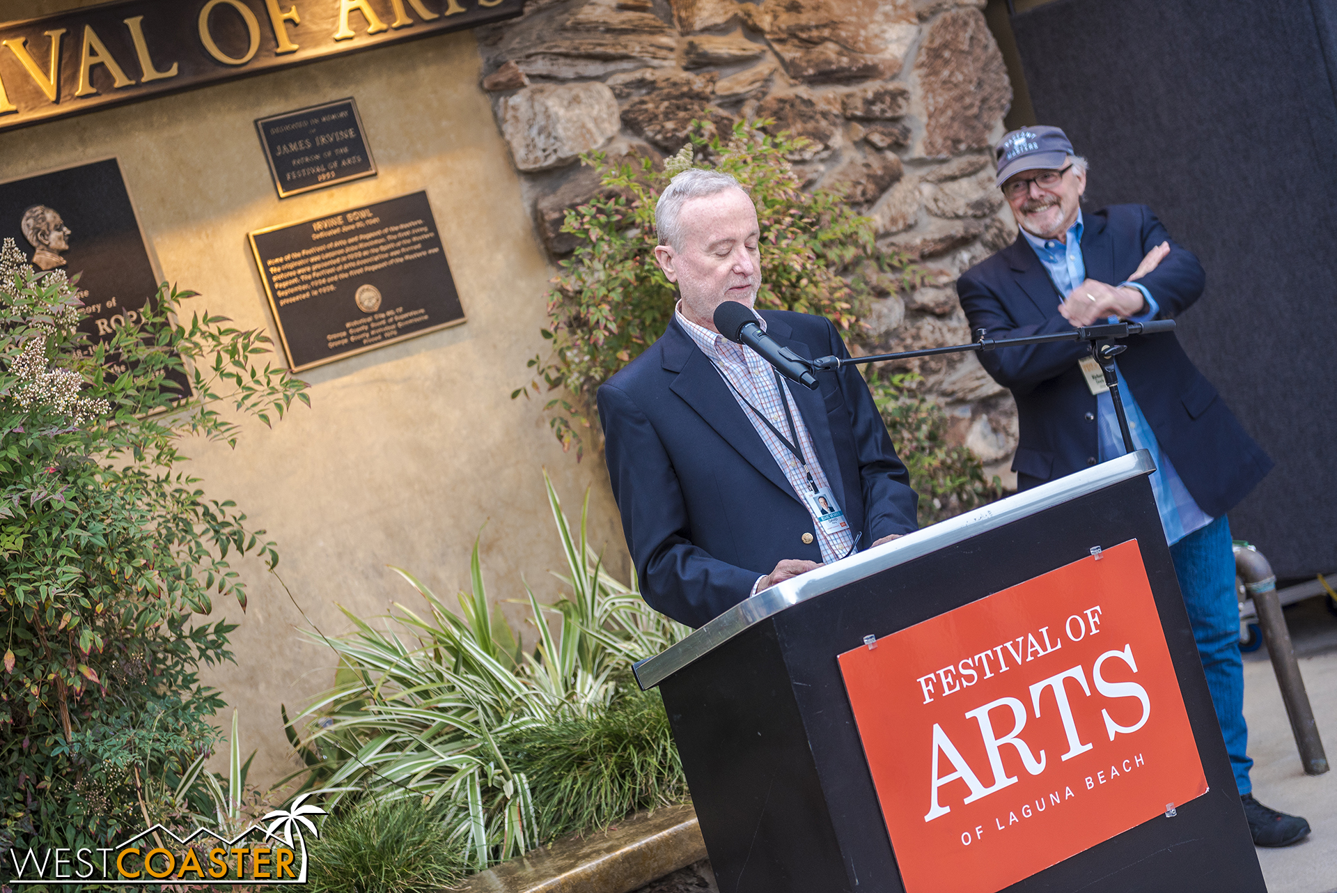  The president of the Festival of Arts making opening remarks. 