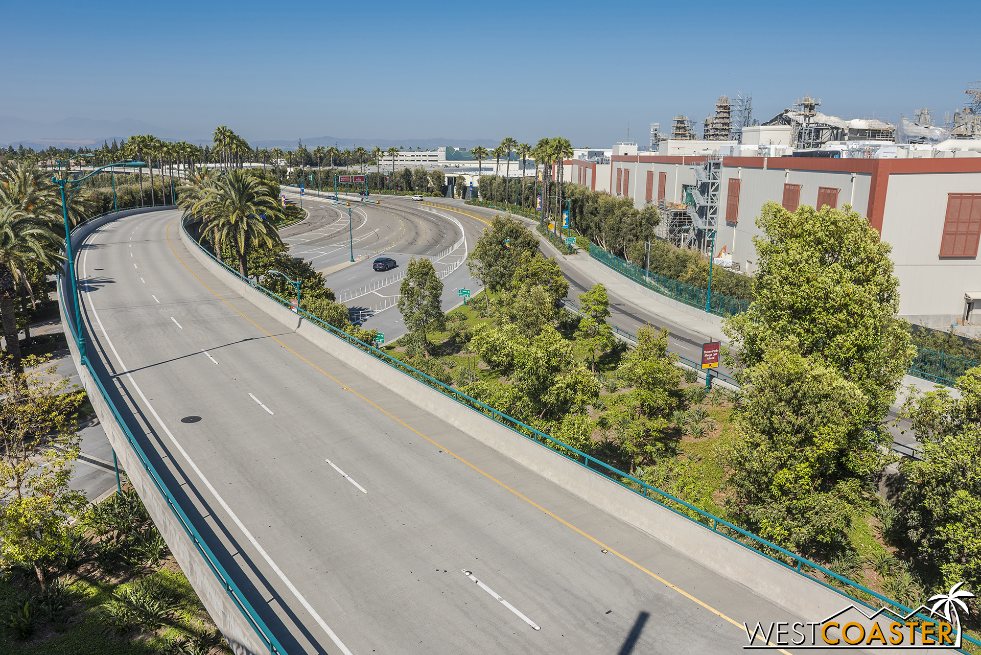 Here’s a street… this is not a Star War.