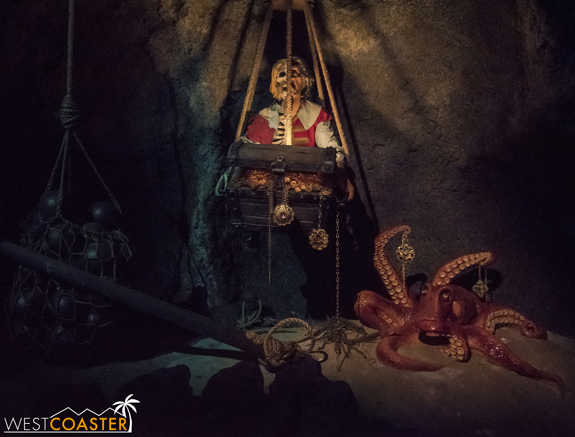 DLR-18_0613-F-PotC-0014.jpg