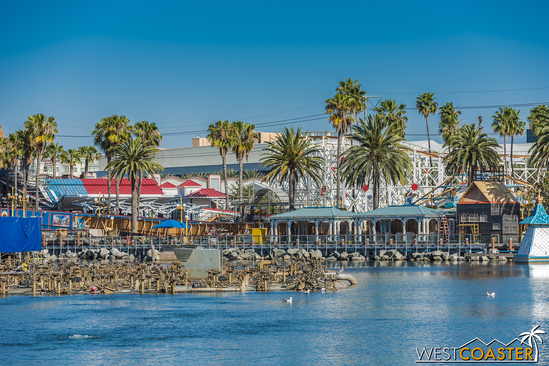 DLR-18_0613-D-PixarPier-0031.jpg