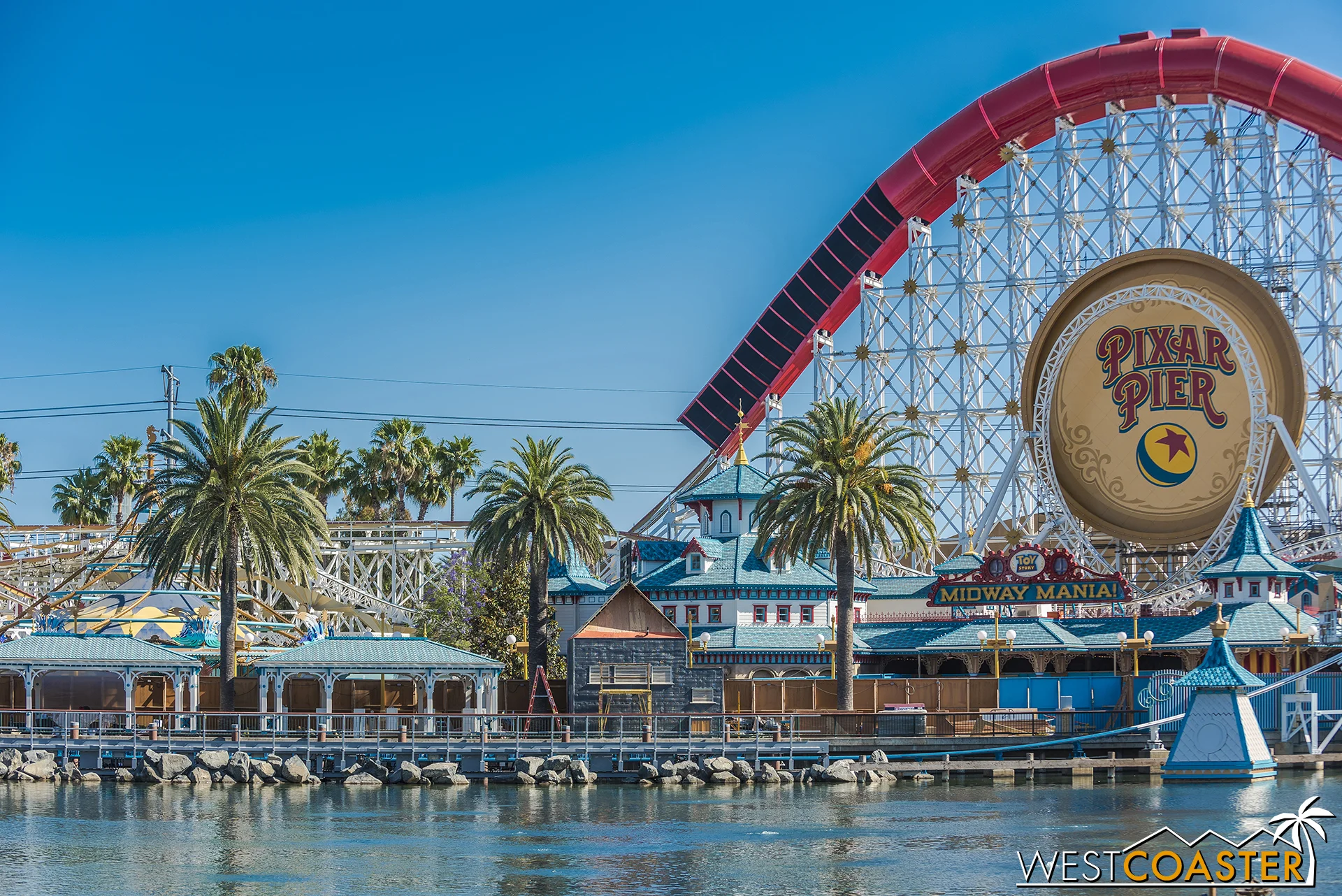 DLR-18_0613-D-PixarPier-0032.jpg